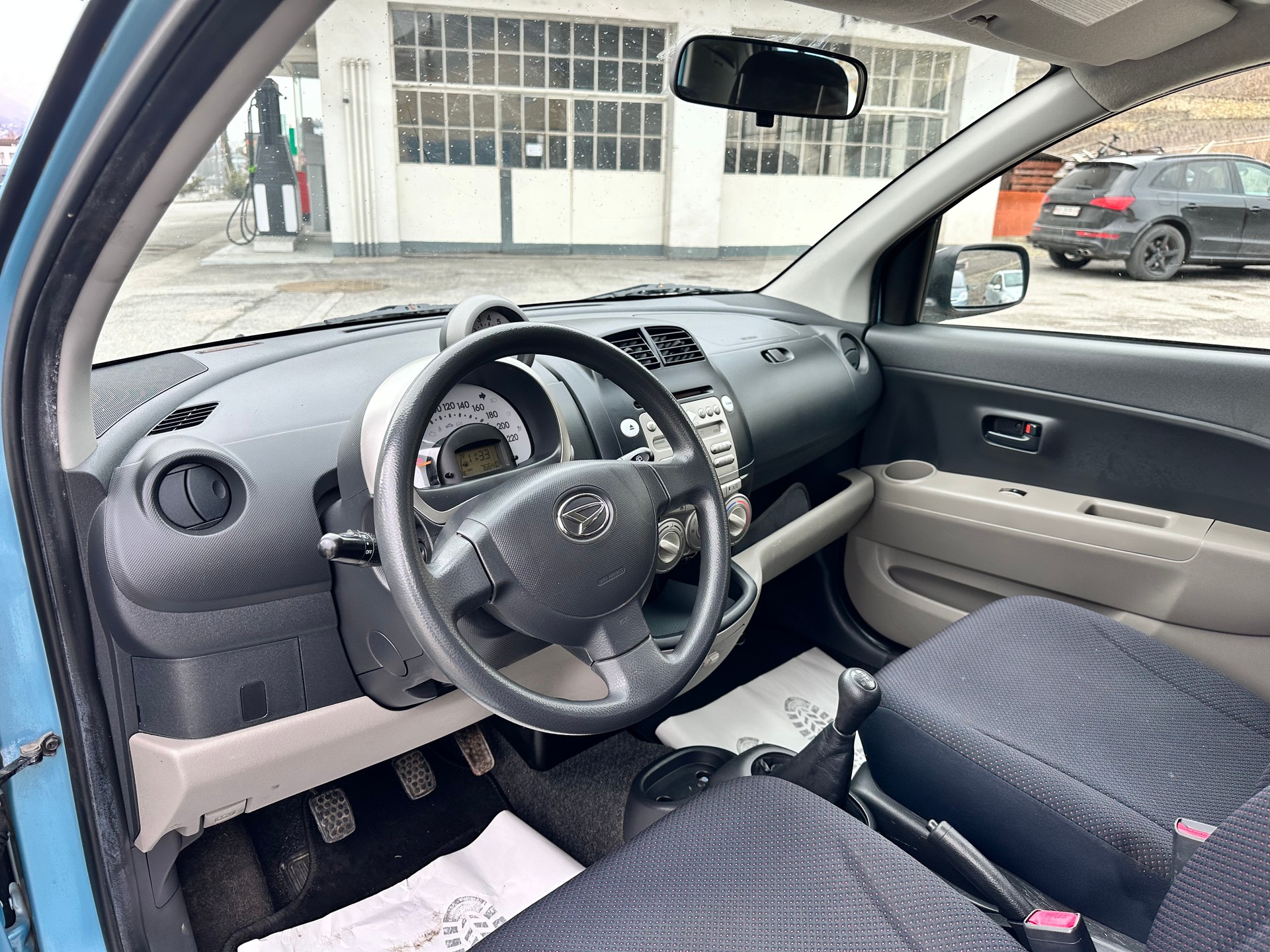 DAIHATSU Sirion 1.3 eco-4WD-image-9