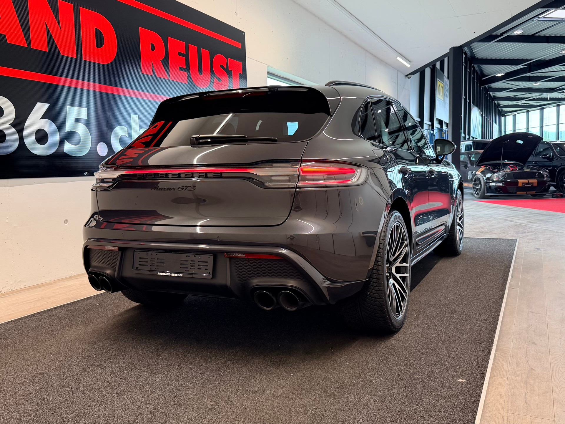 PORSCHE Macan GTS PDK-image-6
