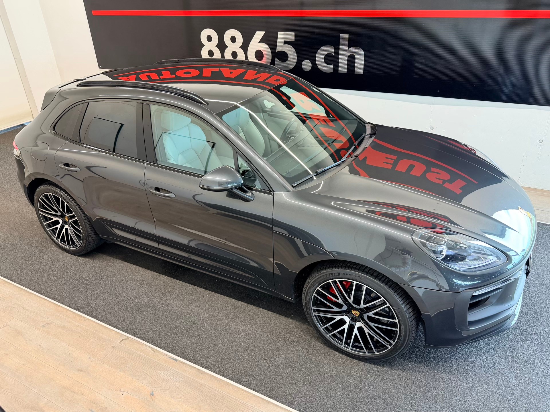 PORSCHE Macan GTS PDK-image-4
