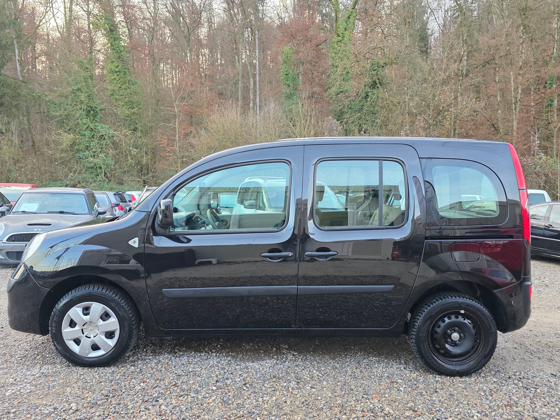 RENAULT Kangoo 1.5 dCi Authentique FRISCH AB MFK / Frisch ab Service / Garantie / Gratis Lieferung-showroom-element-1