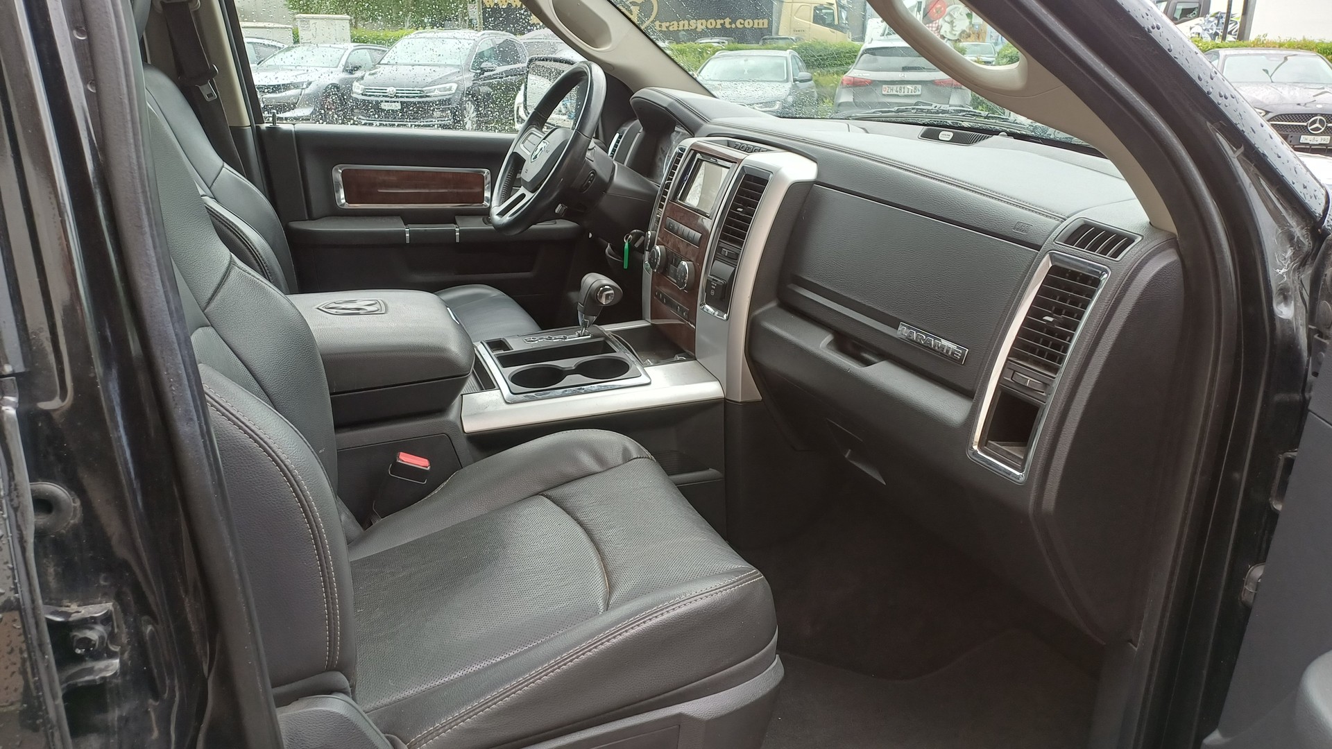 DODGE 5.7 V8 400Ps Laramie Hemmi-image-10