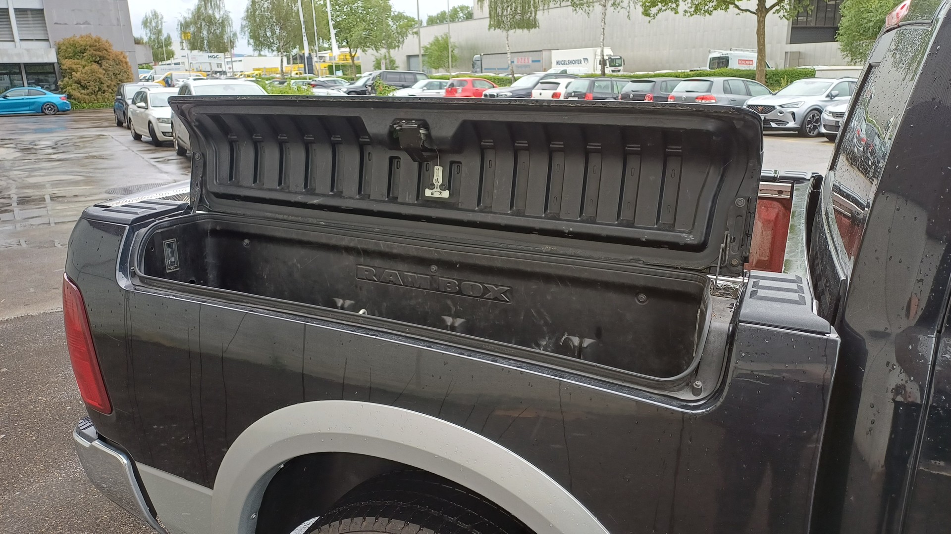 DODGE 5.7 V8 400Ps Laramie Hemmi-image-12