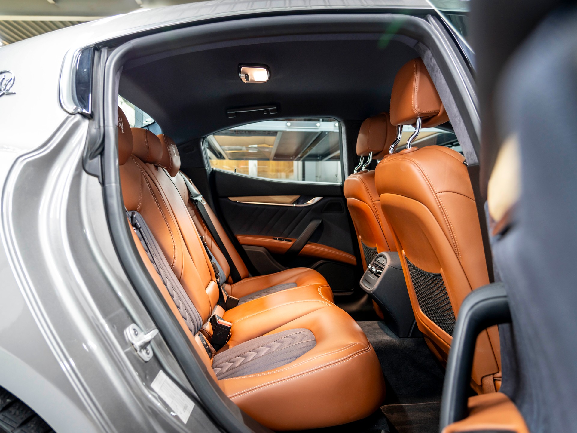 MASERATI Ghibli S Q4 3.0 V6 GranLusso Automatica-image-13