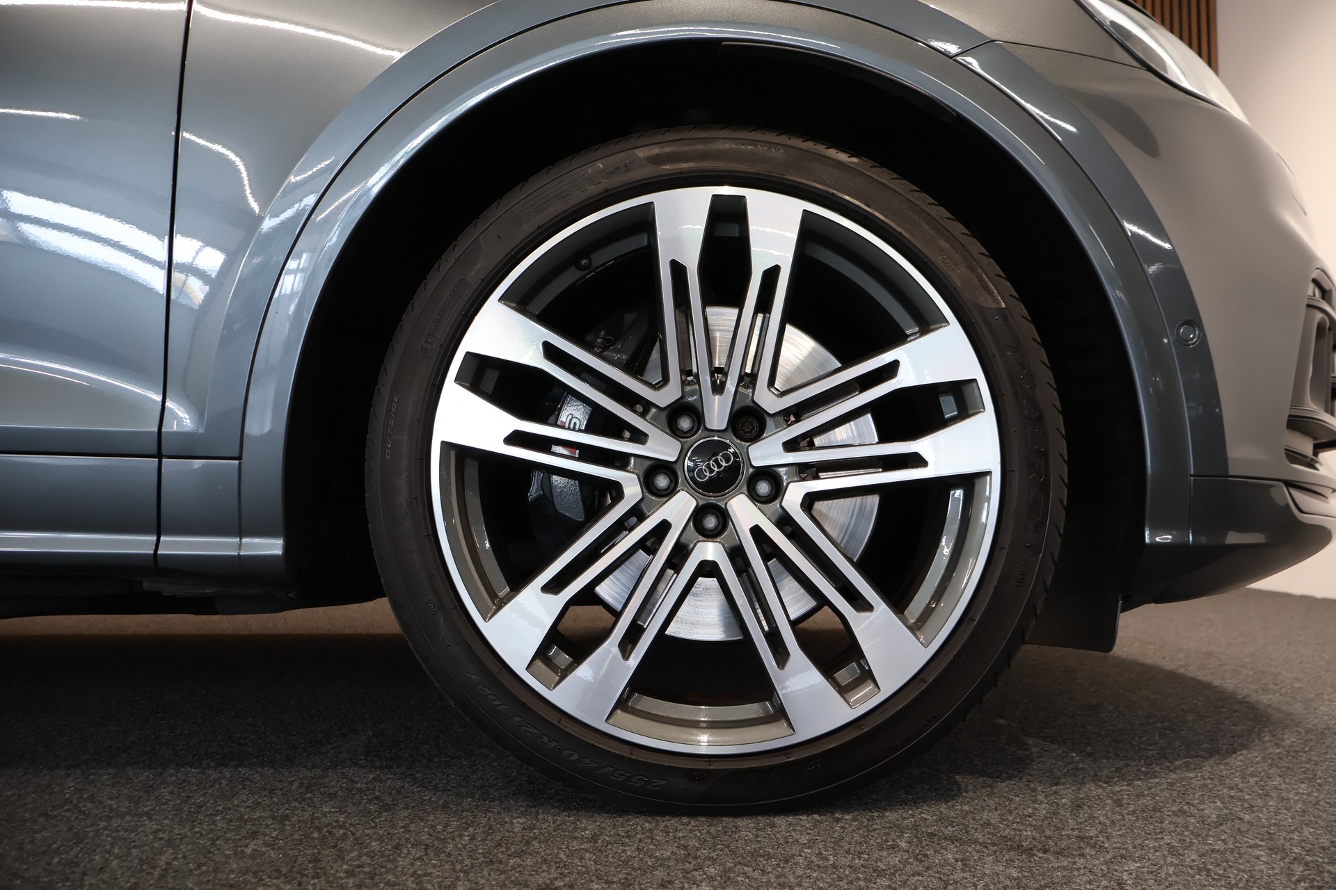 AUDI SQ5 TDI quattro tiptronic-image-30