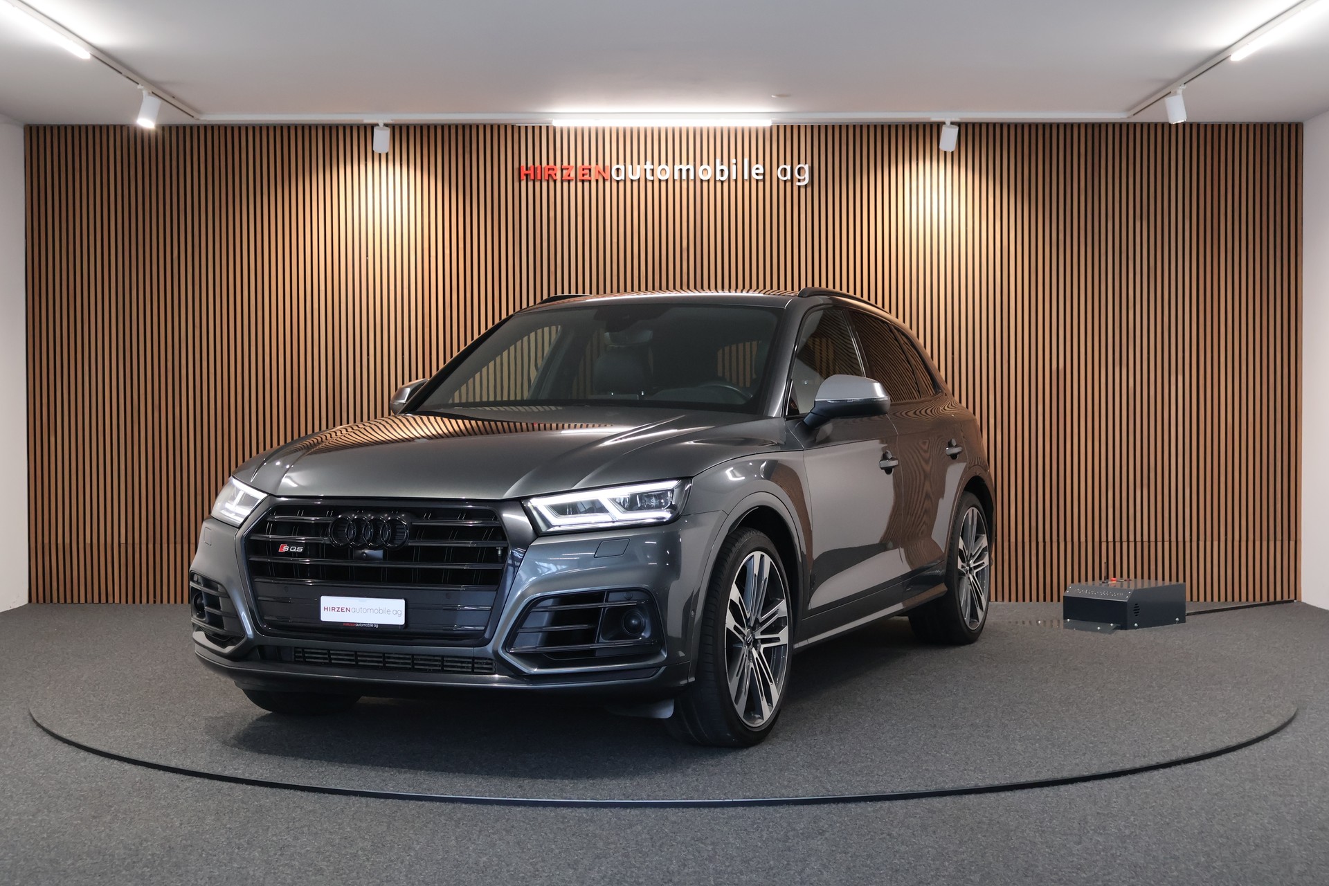 AUDI SQ5 TDI quattro tiptronic