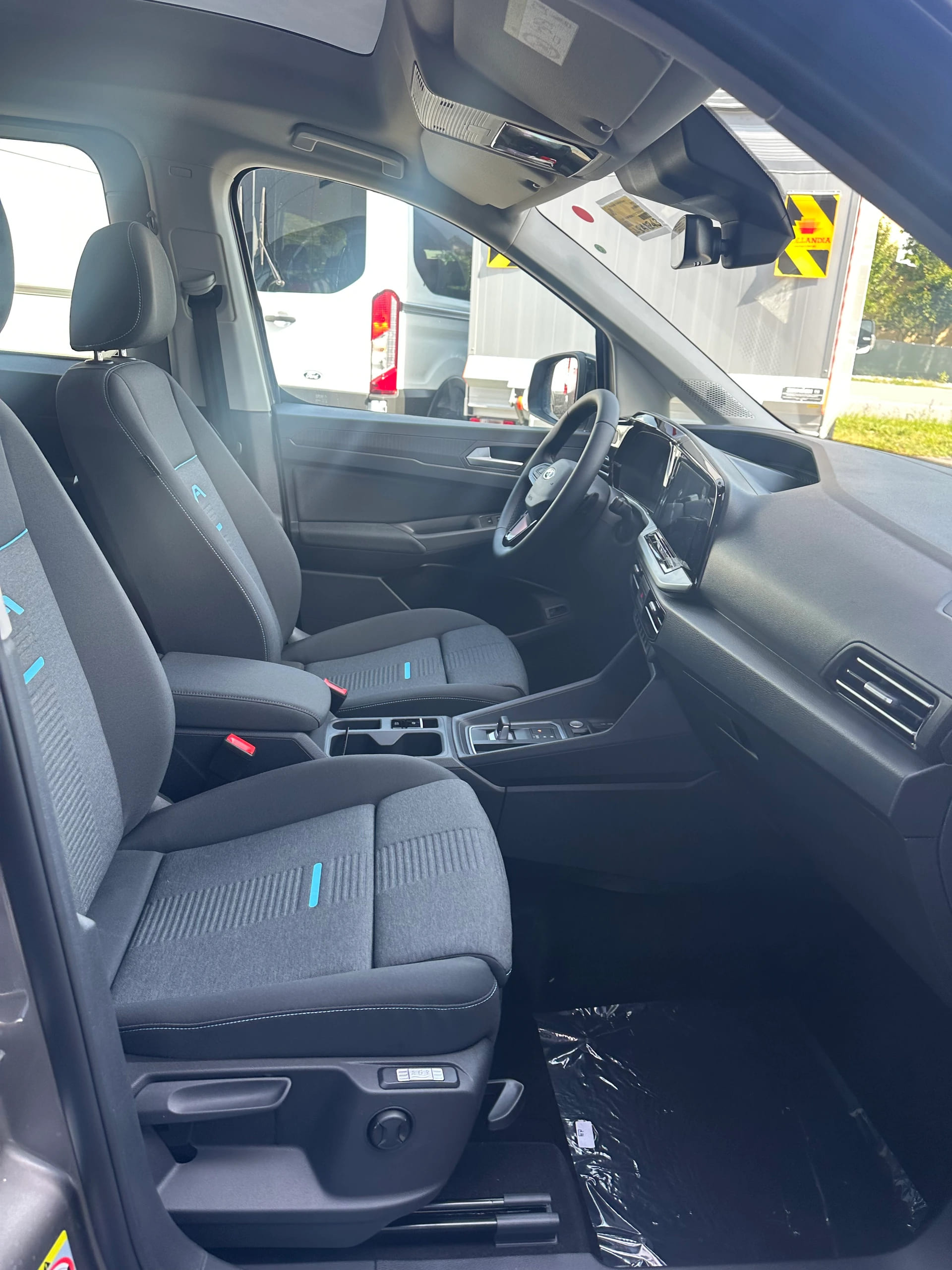 FORD TOURNEO CONNECT Grand 1.5 EcoB Active/PHEV/Aut.-image-13