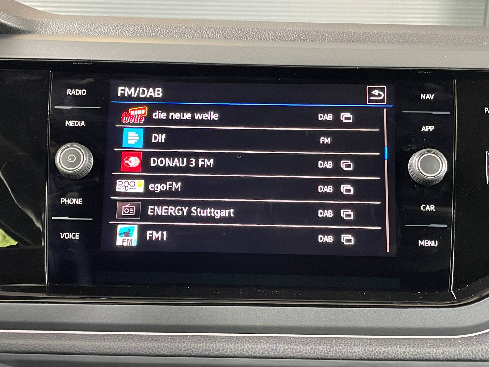 VW Taigo 1.5 TSI R-Line DSG-image-15
