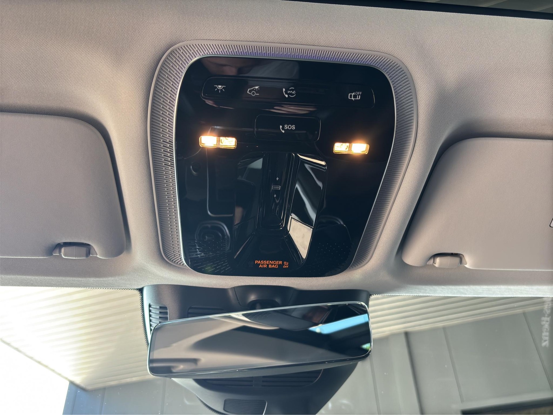 MERCEDES-BENZ GLC 300 AMG Line 4matic-image-13