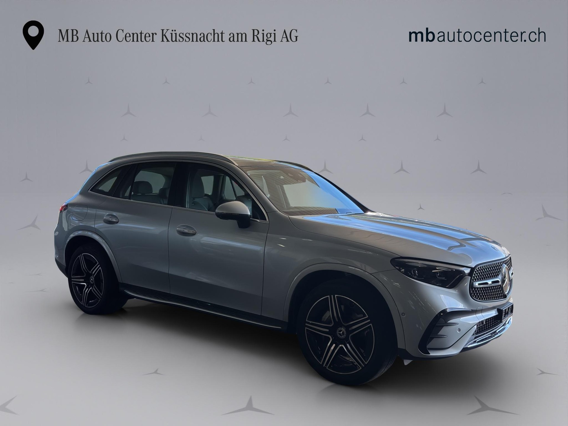 MERCEDES-BENZ GLC 300 AMG Line 4matic-image-6