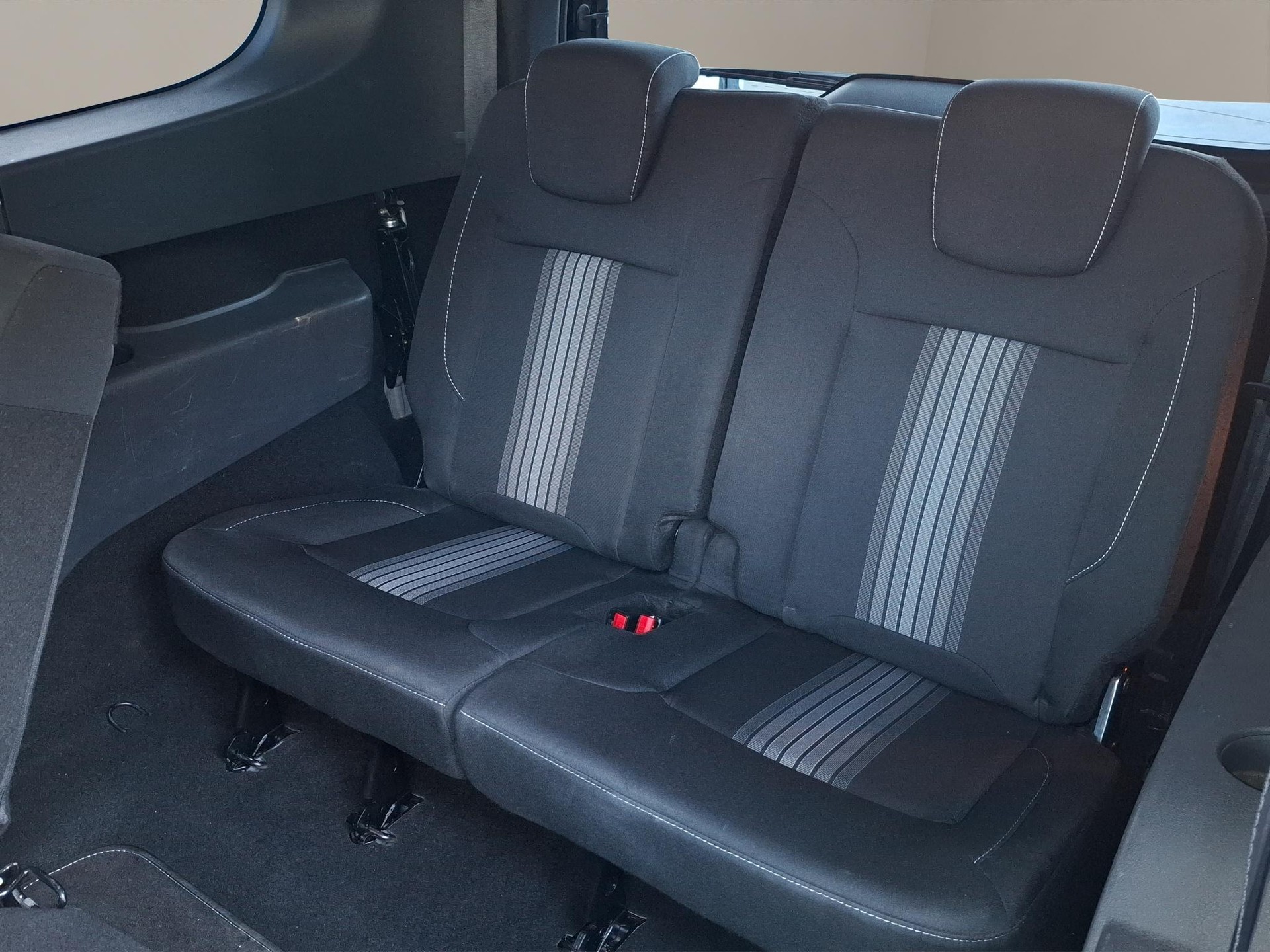 DACIA Lodgy 1.2 TCe Stepw. Unlimit. S/S 7P-image-11