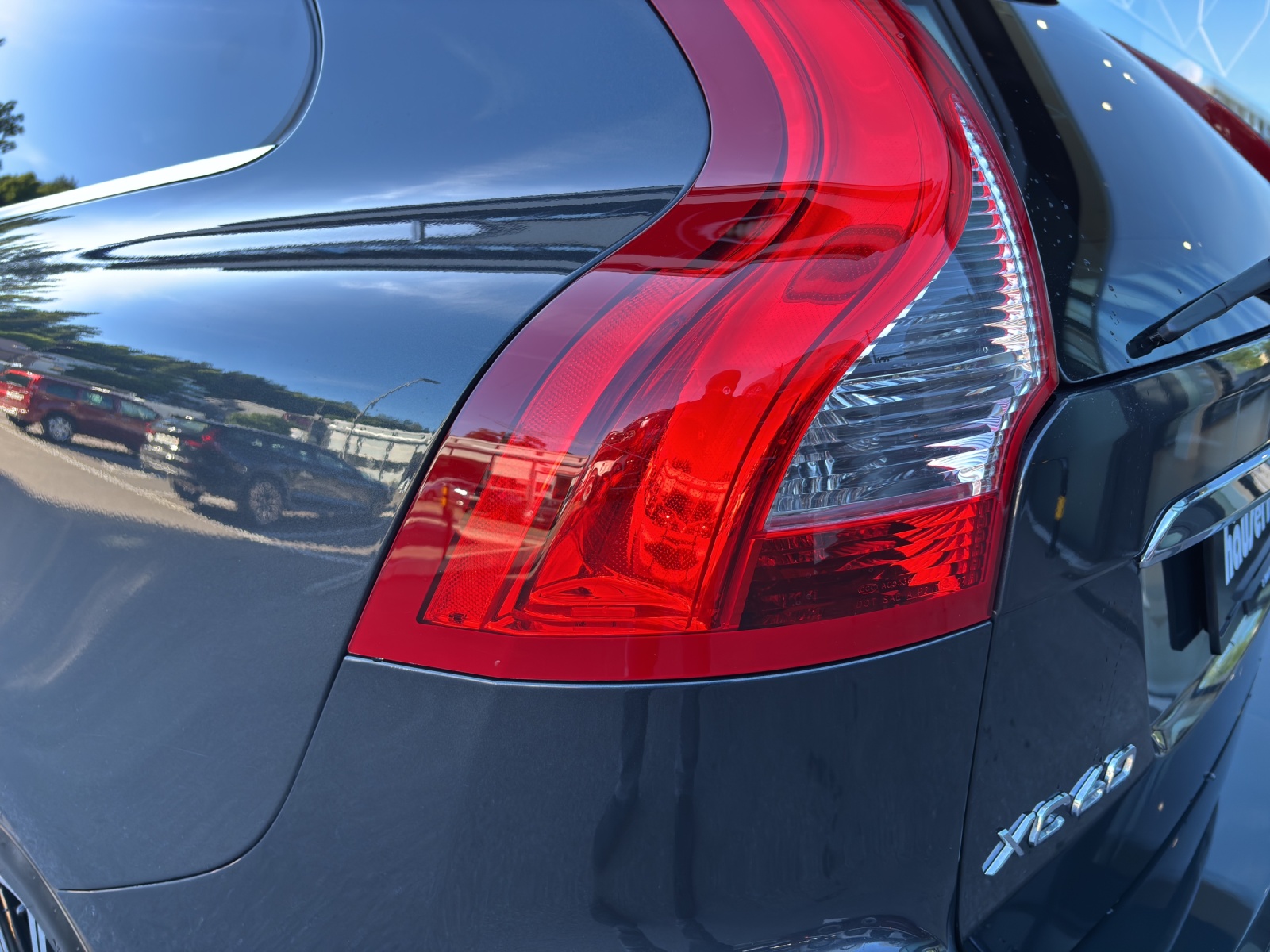 VOLVO XC60 2.4 D5 Summum AWD S/S-image-14
