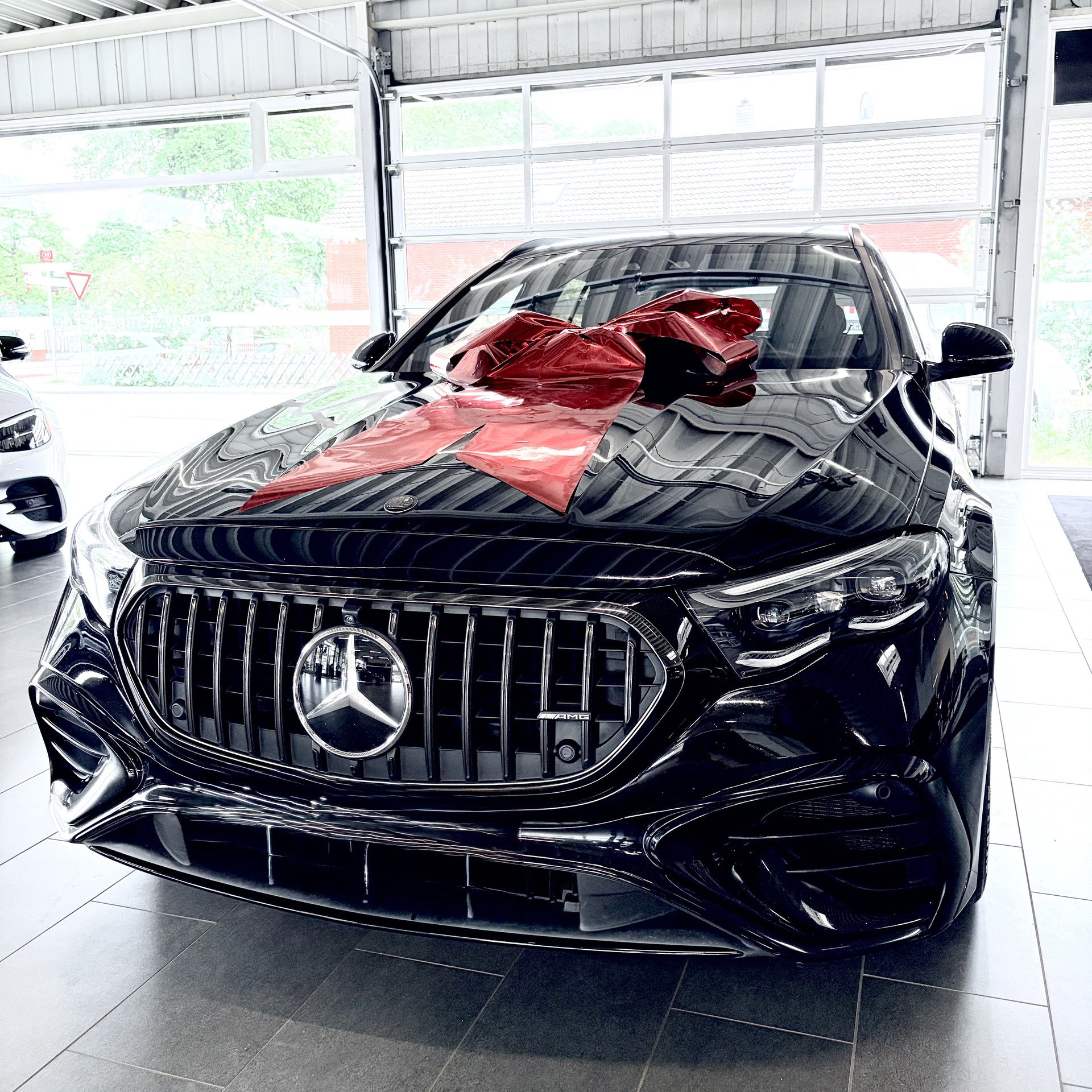 MERCEDES-BENZ E 53 Hybrid T 4Matic+ 9G-Tronic, new model-image-1