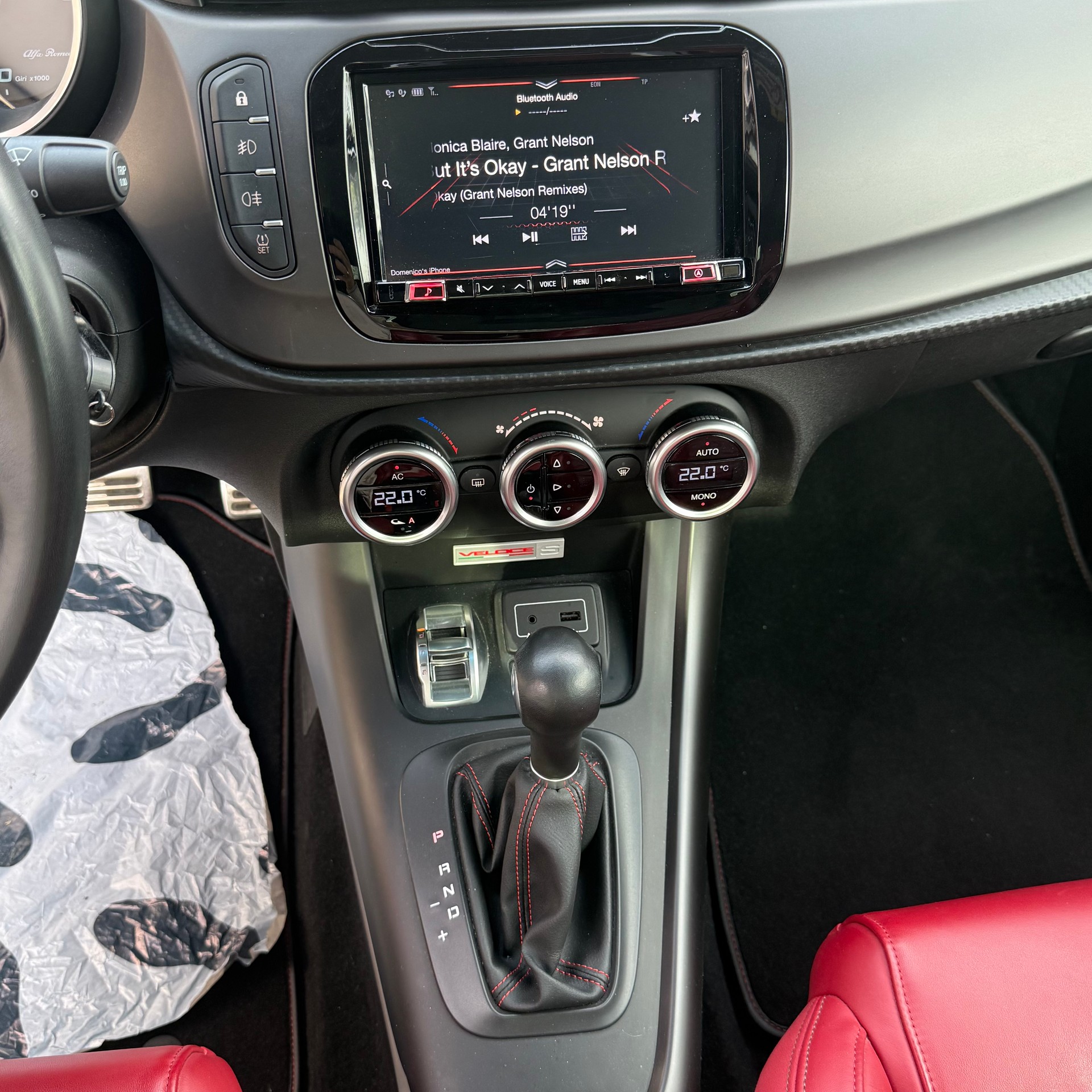 ALFA ROMEO Giulietta 1750 TBi Veloce * LEDER ROT / PANORAMA-DACH / ZAHNRIEMEN ERSETZT*-image-15