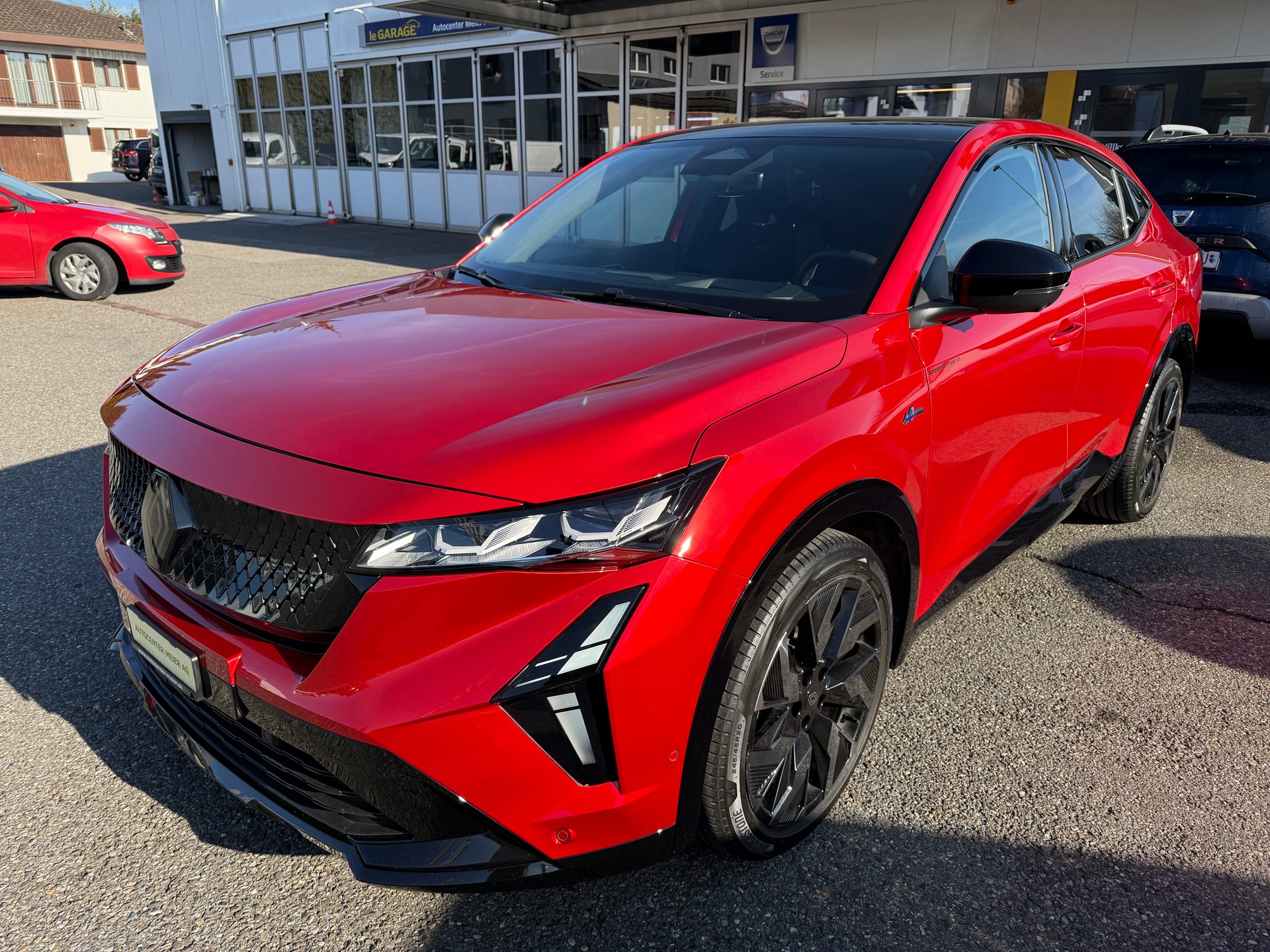 RENAULT Rafale 1.2 E-Tech Hybrid 200 Esprit Alpine-showroom-element-1