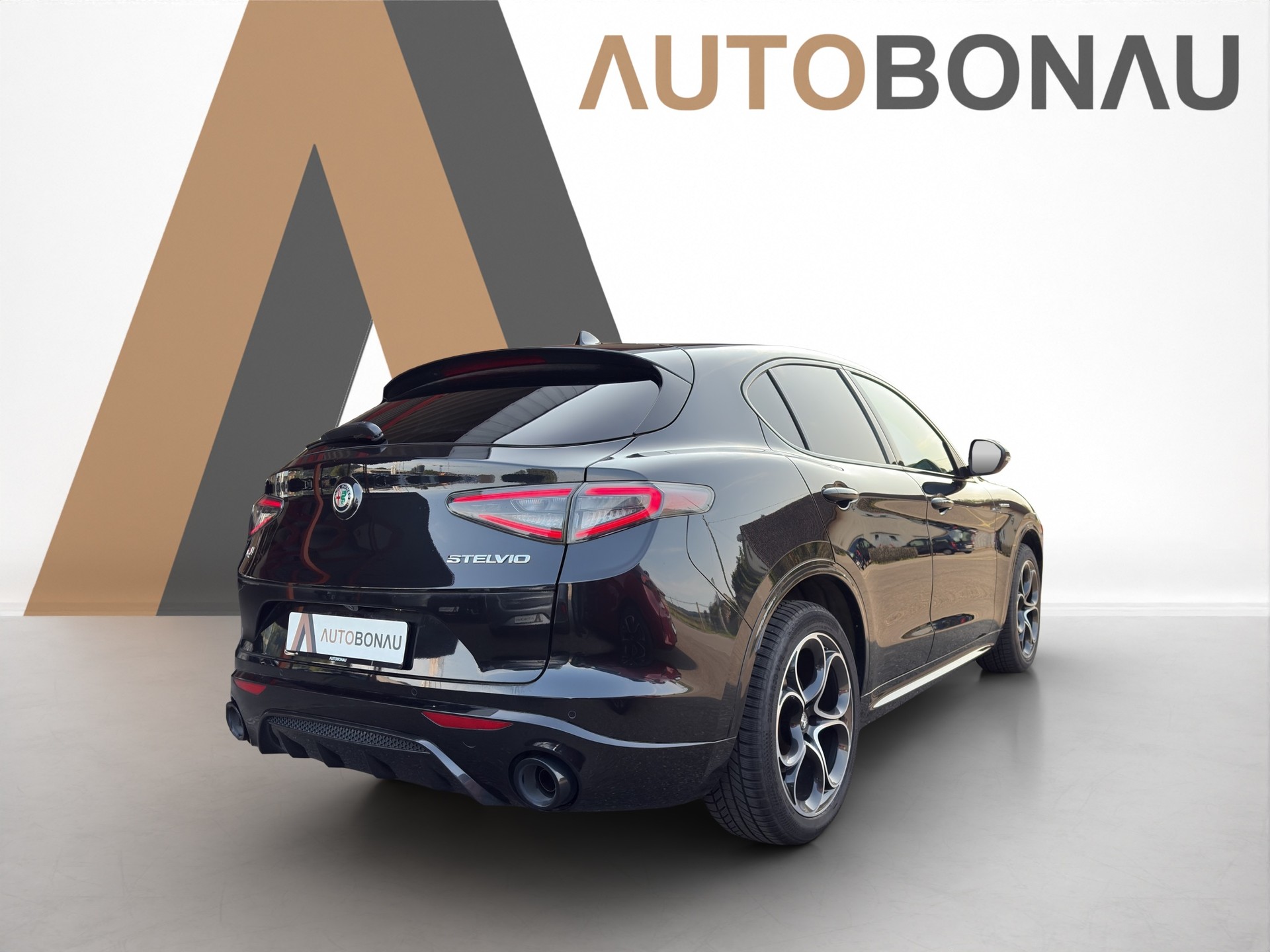 ALFA ROMEO Stelvio 2.0 Q4 280 Veloce Premium-image-4