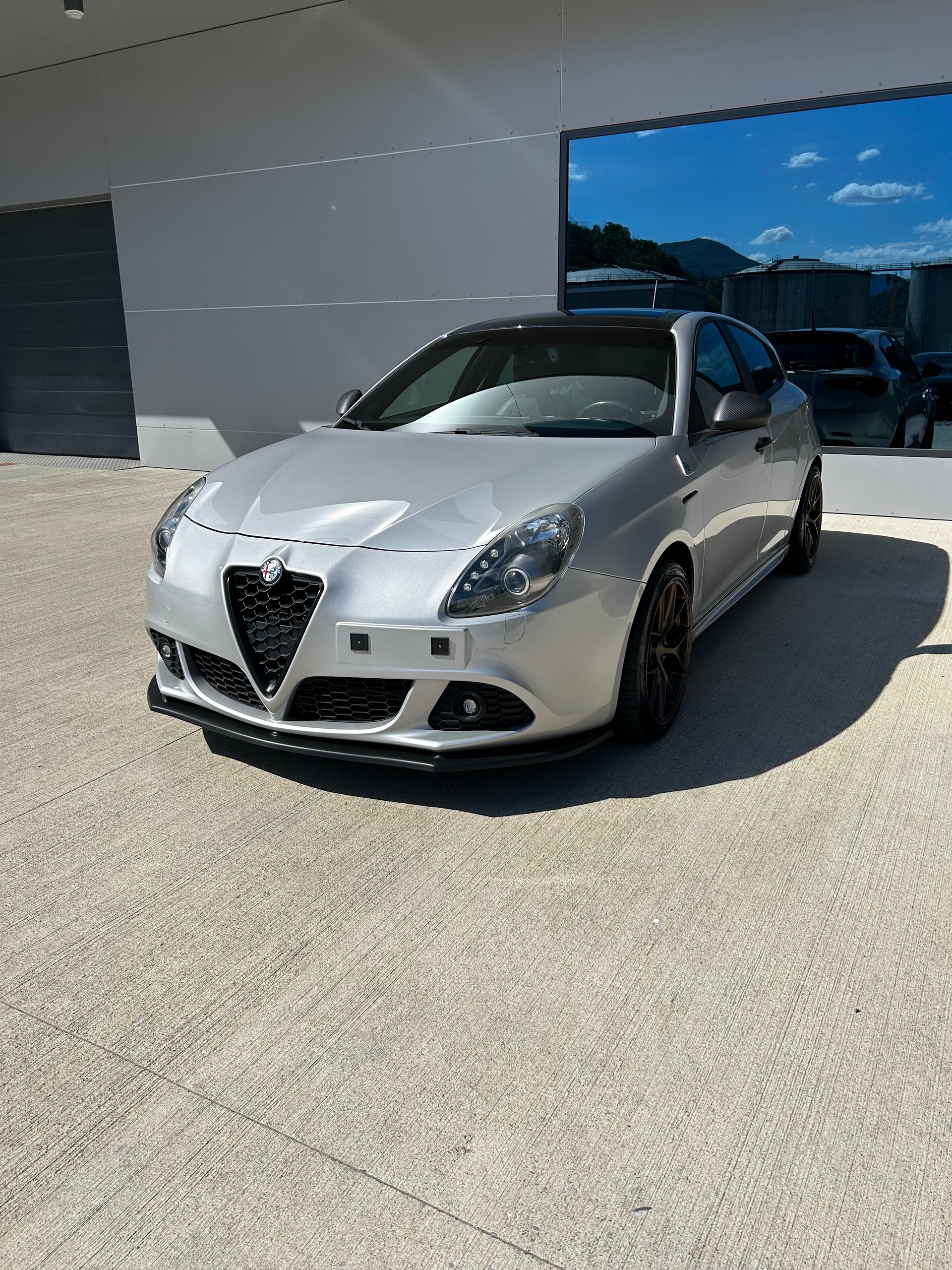 ALFA ROMEO 1750 TBi Quadrifoglio Verde-image-1