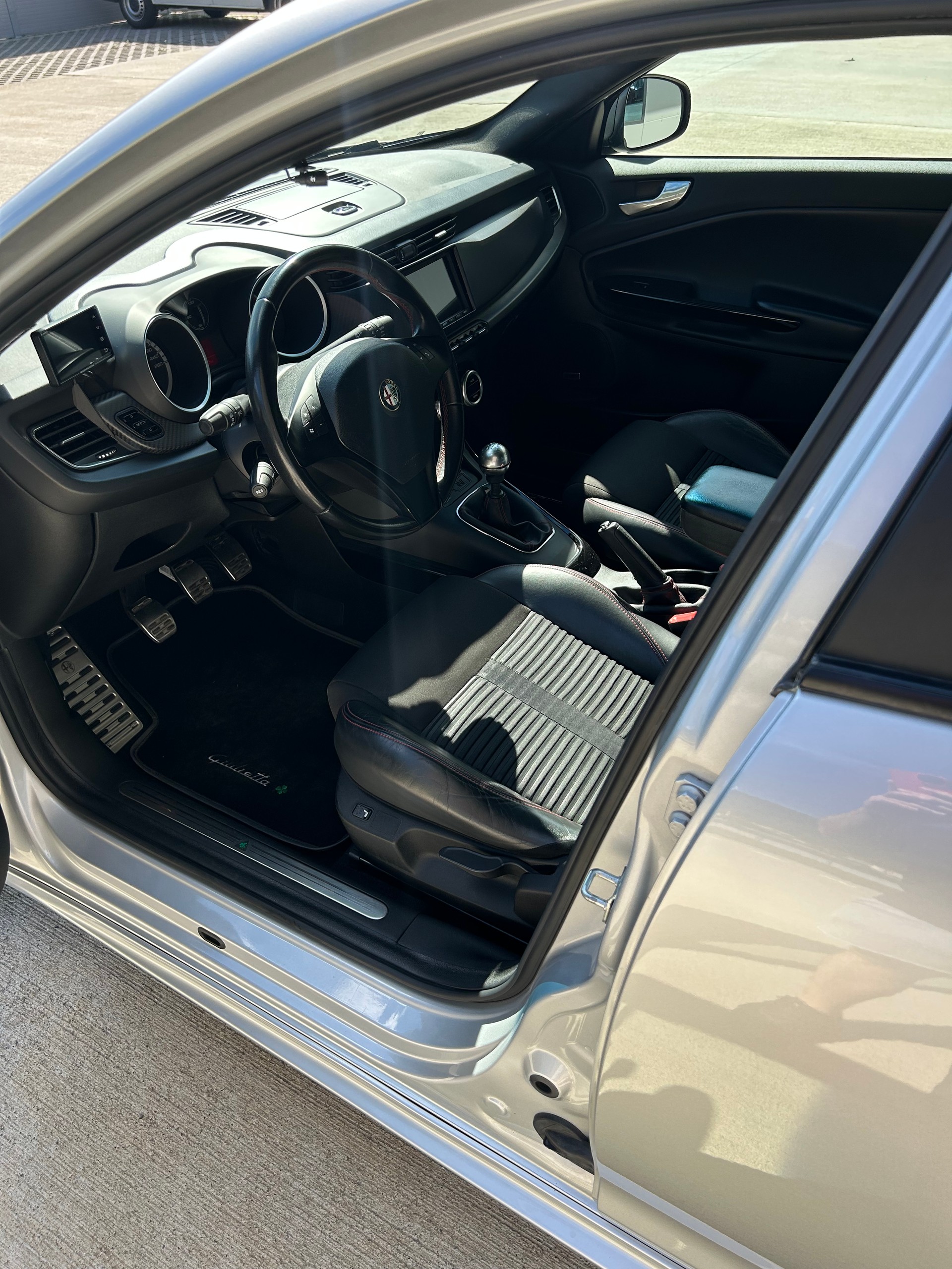ALFA ROMEO 1750 TBi Quadrifoglio Verde-image-8