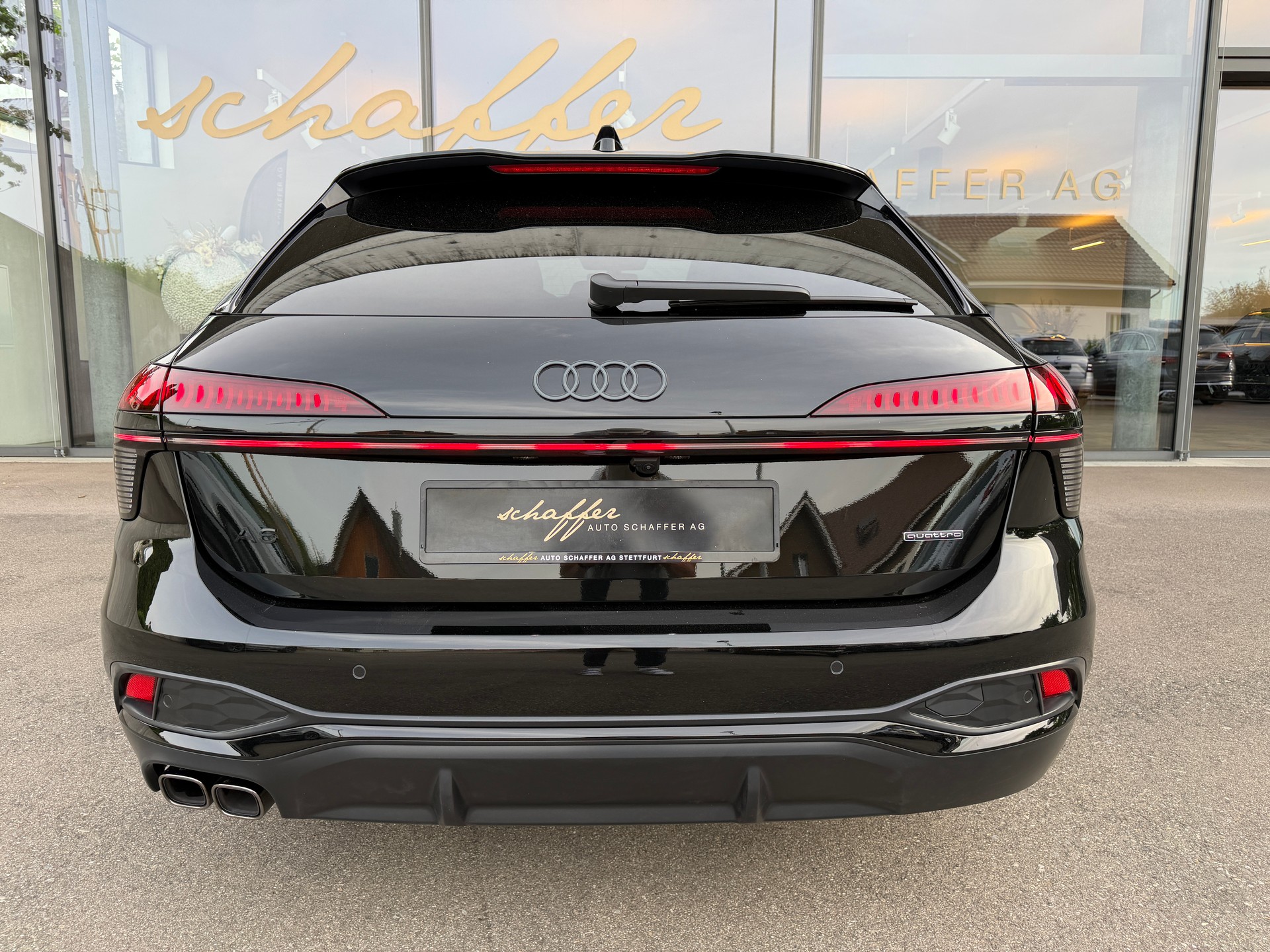 AUDI A6 Avant TDI quattro 150 kW S tronic-image-7