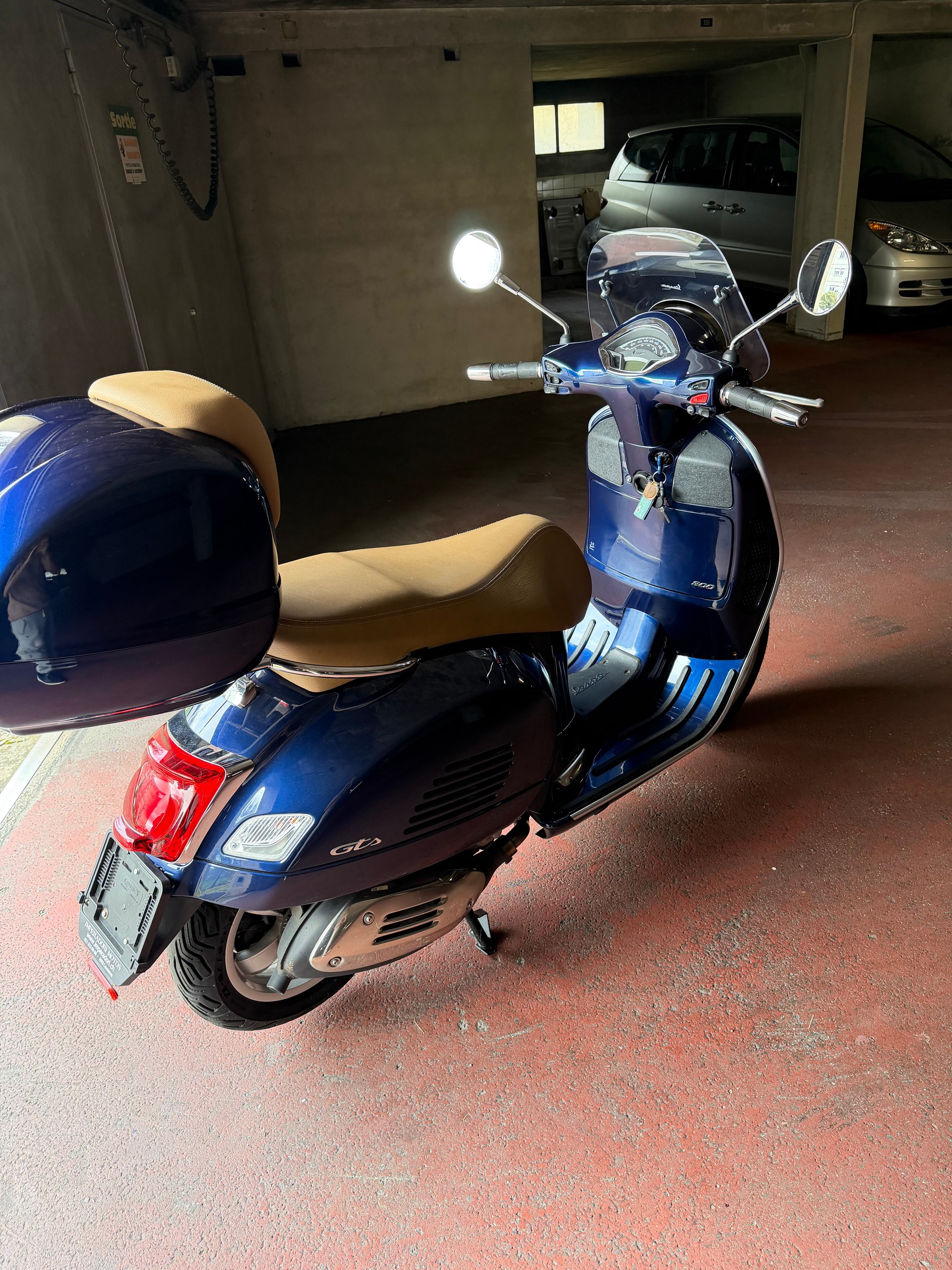 PIAGGIO Vespa GTS 300 Touring ABS-image-0