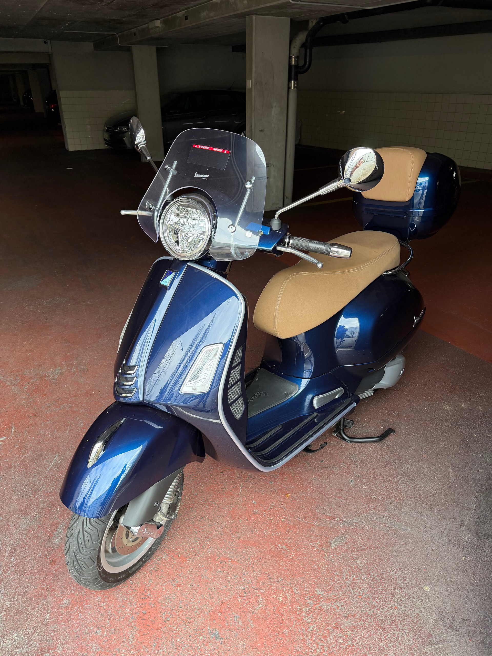 PIAGGIO Vespa GTS 300 Touring ABS-image-4