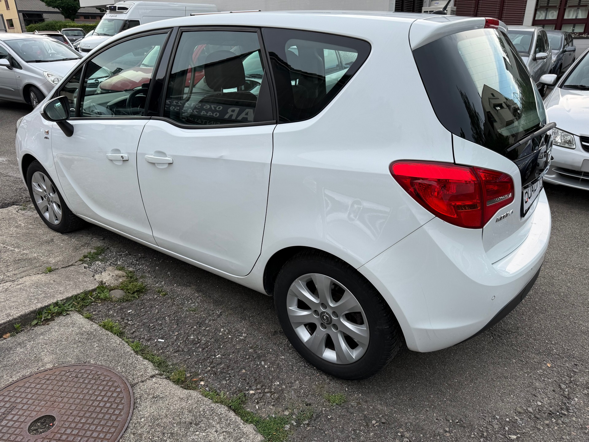 OPEL Meriva 1.4 Turbo Active Edition Automatic-image-5