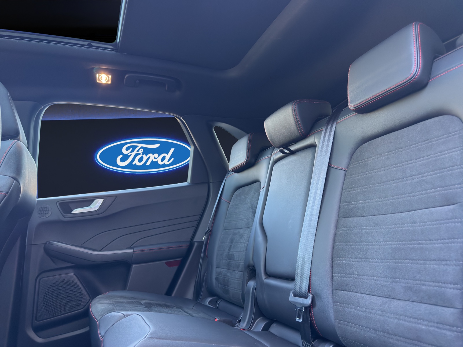 FORD Kuga 2.5i PHEV PLUG-IN-HYBRID 225 PS "Graphite Tech Edition" AUTOMAT-image-12