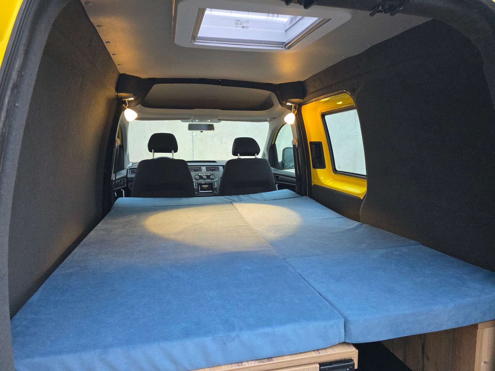 VW GEOVAN M - 102PS - Klima - Tempomat - Standheizung-image-14
