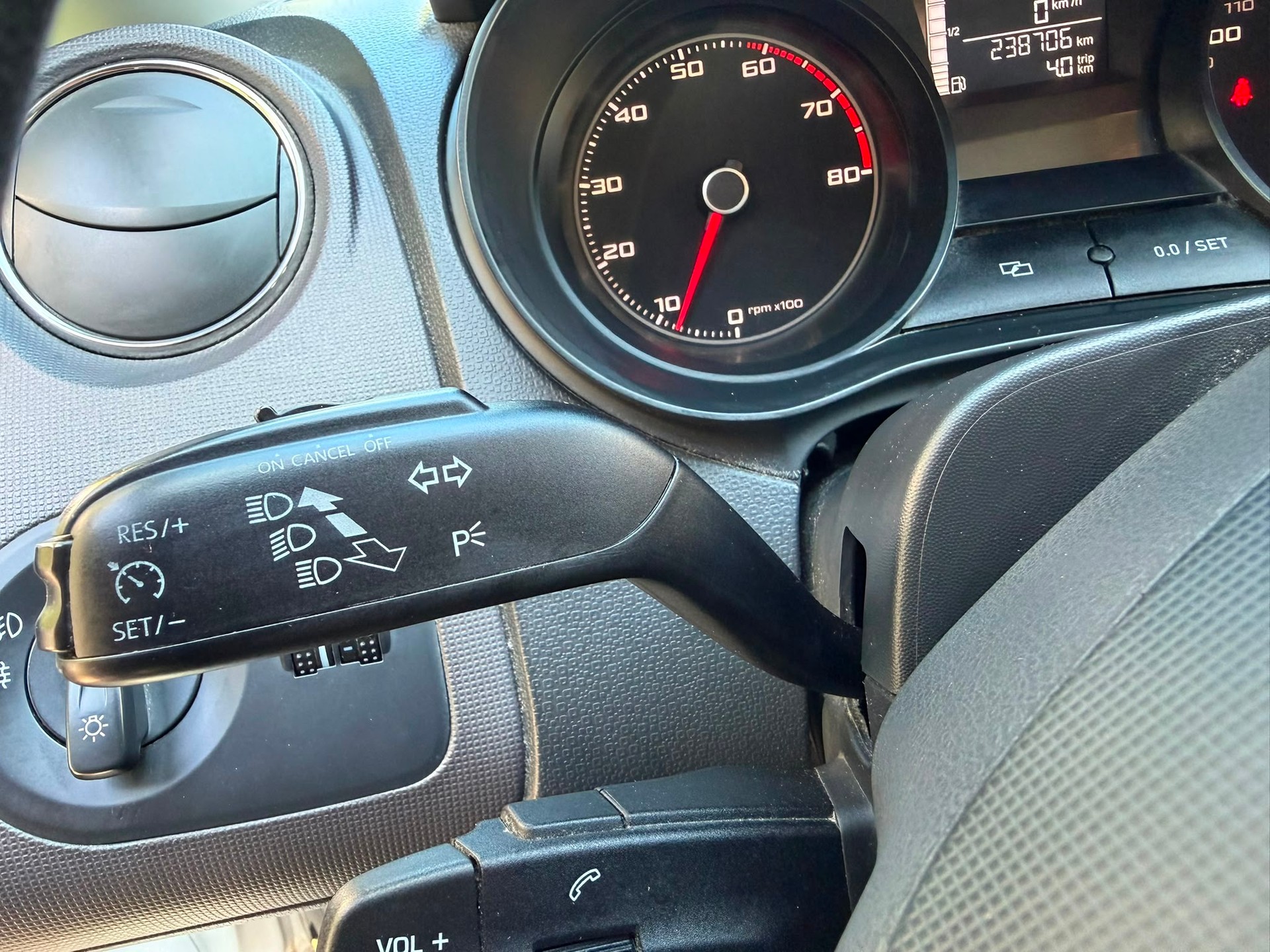 SEAT Ibiza 1.2 TSI Style Mfk ok Service ok-image-15