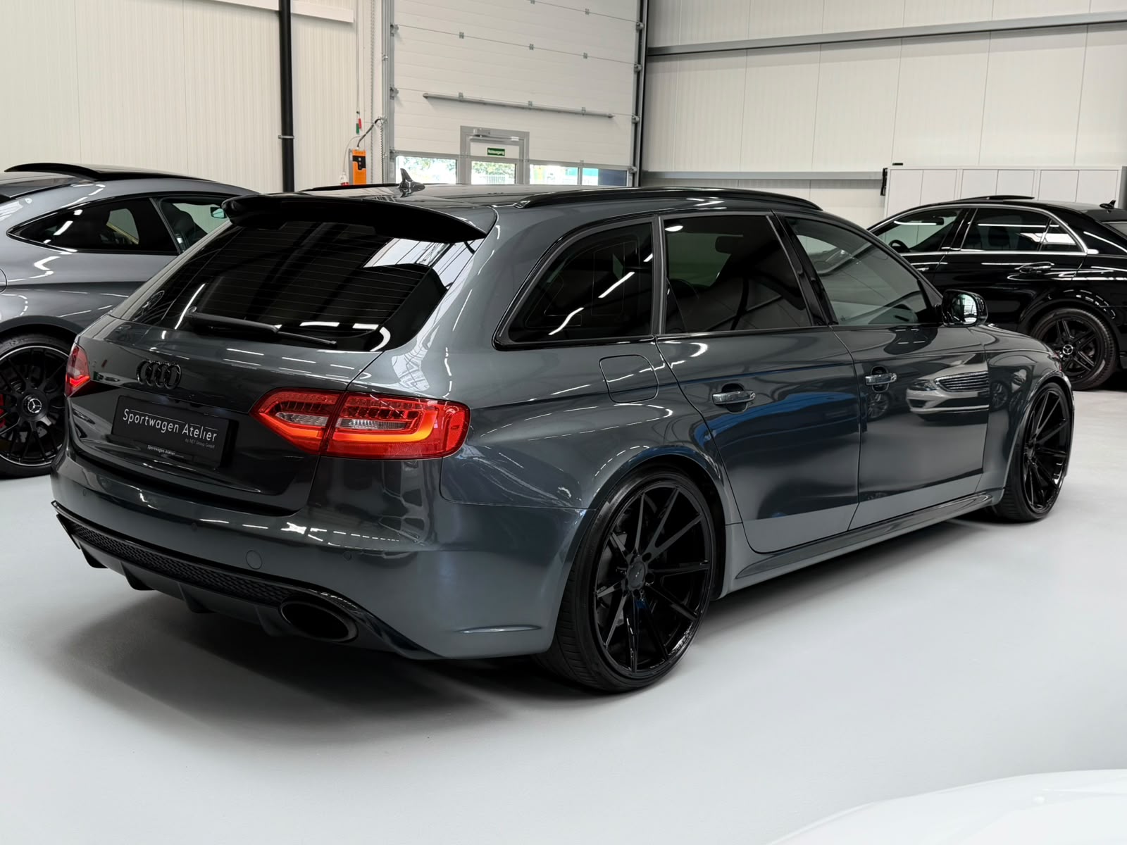 AUDI RS4 Avant 4.2 FSI V8 quattro S-tronic *CAPRISTO"-image-9