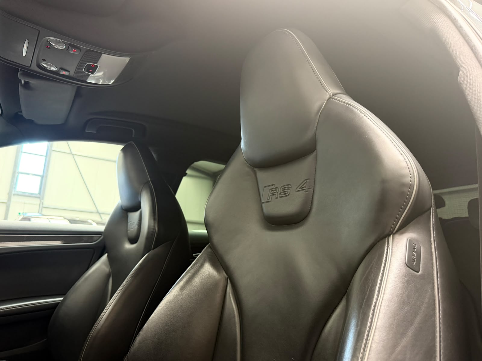 AUDI RS4 Avant 4.2 FSI V8 quattro S-tronic *CAPRISTO"-image-23