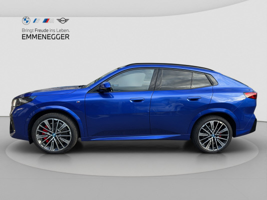 BMW iX2 xDrive 30 M Sport Pro-image-1