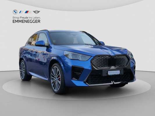 BMW iX2 xDrive 30 M Sport Pro-image-2