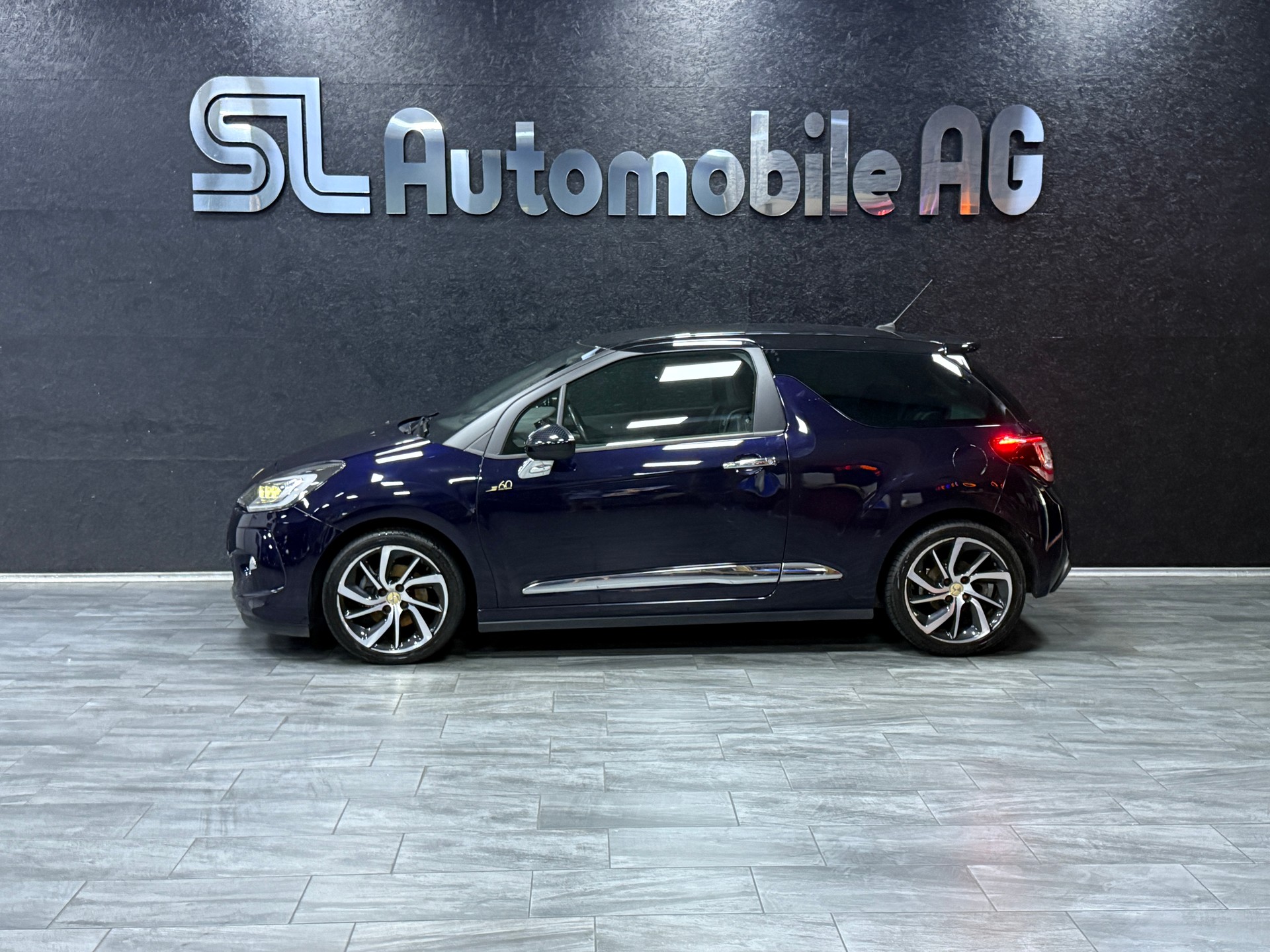 DS AUTOMOBILES DS 3 1.6 THP 1955-showroom-element-3