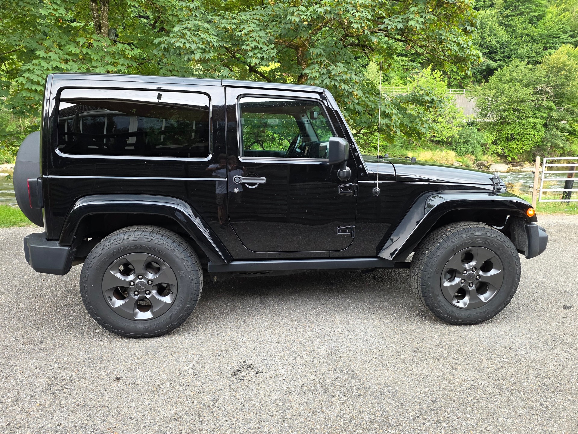 JEEP Wrangler 2.8 CRD Black Edition II ☆☆☆ MFK: 12.11.2025 ☆☆☆-image-4