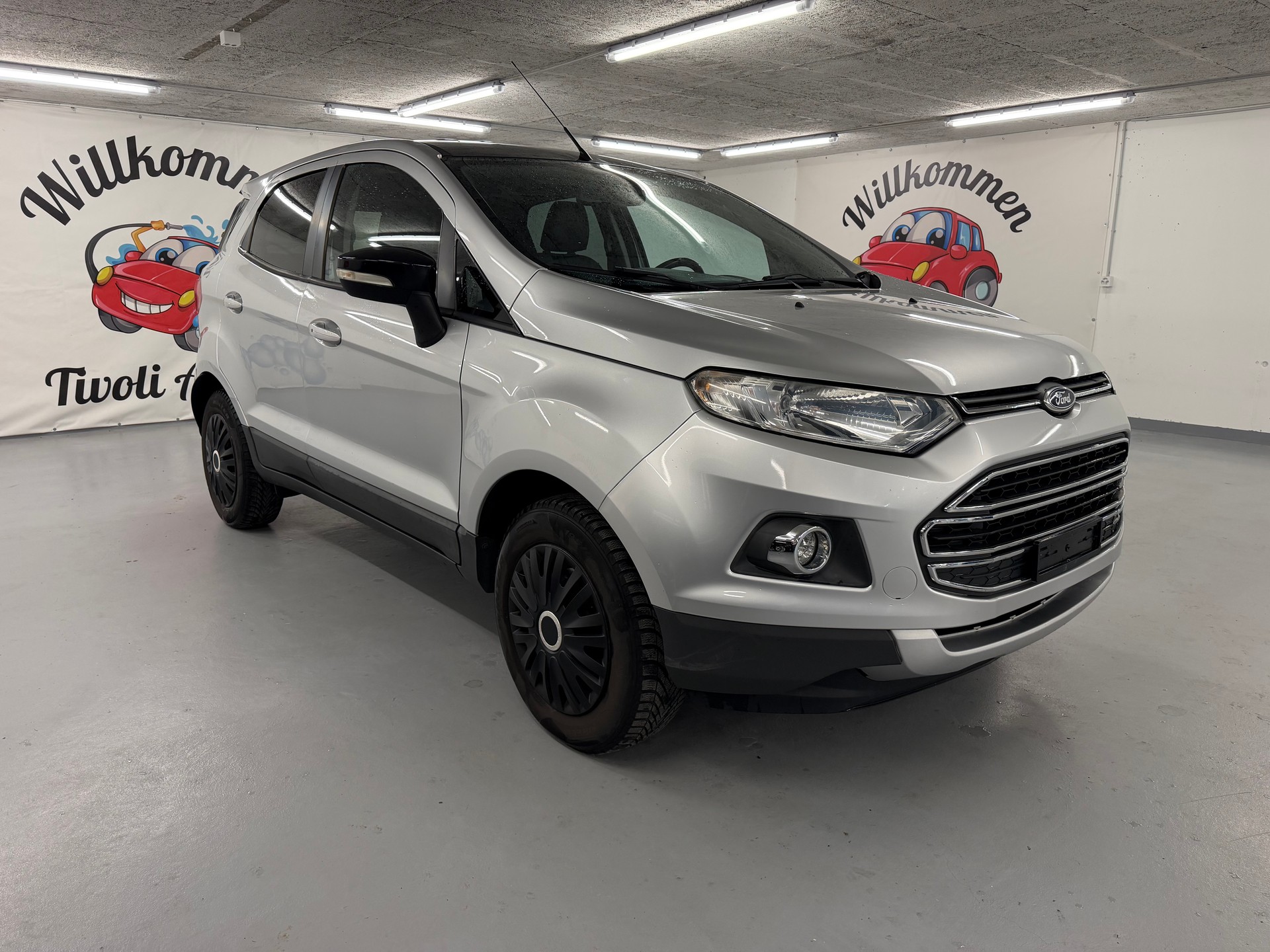 FORD EcoSport 1.0 SCTi Titanium-showroom-element-1