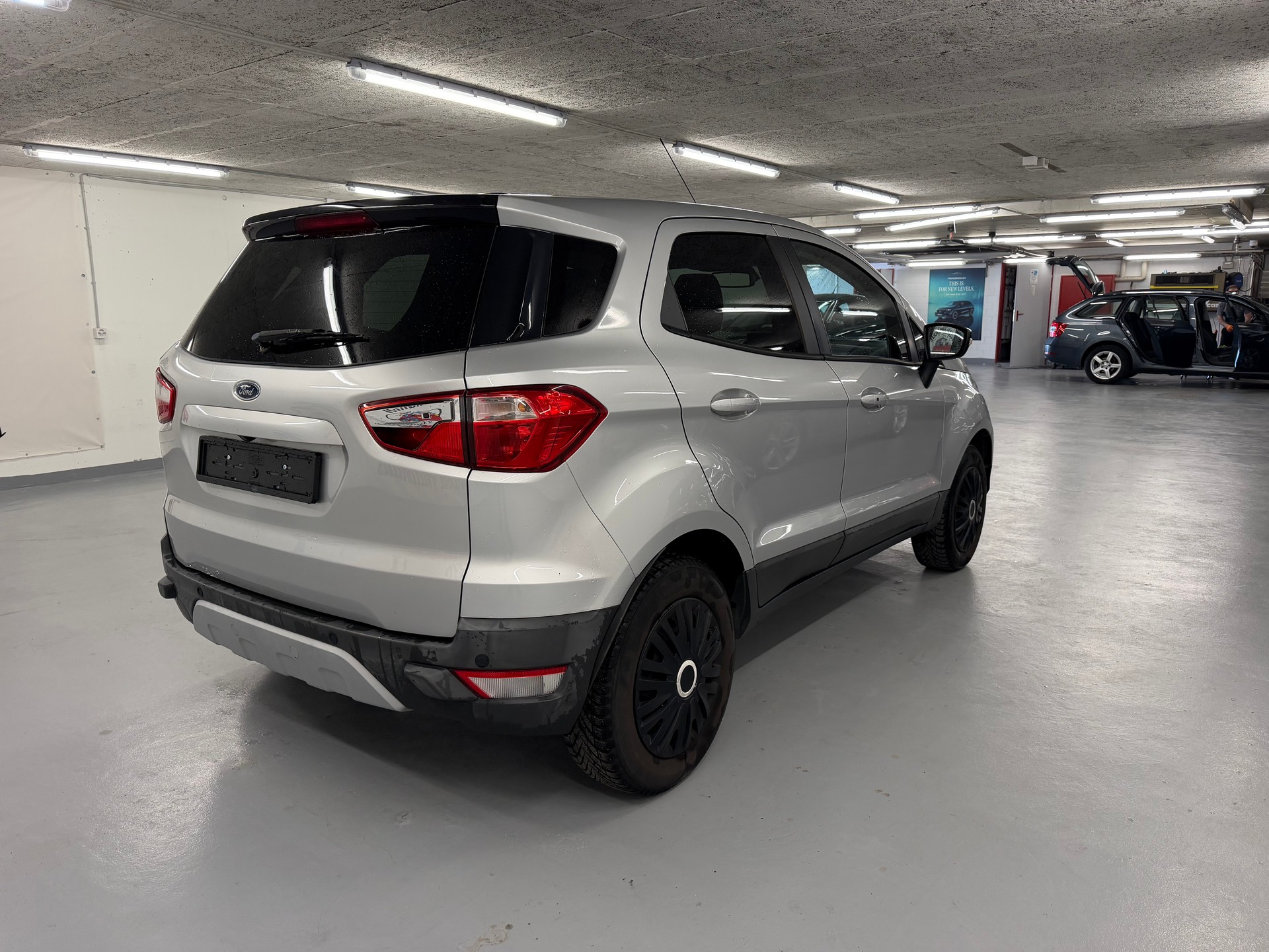 FORD EcoSport 1.0 SCTi Titanium-showroom-element-2