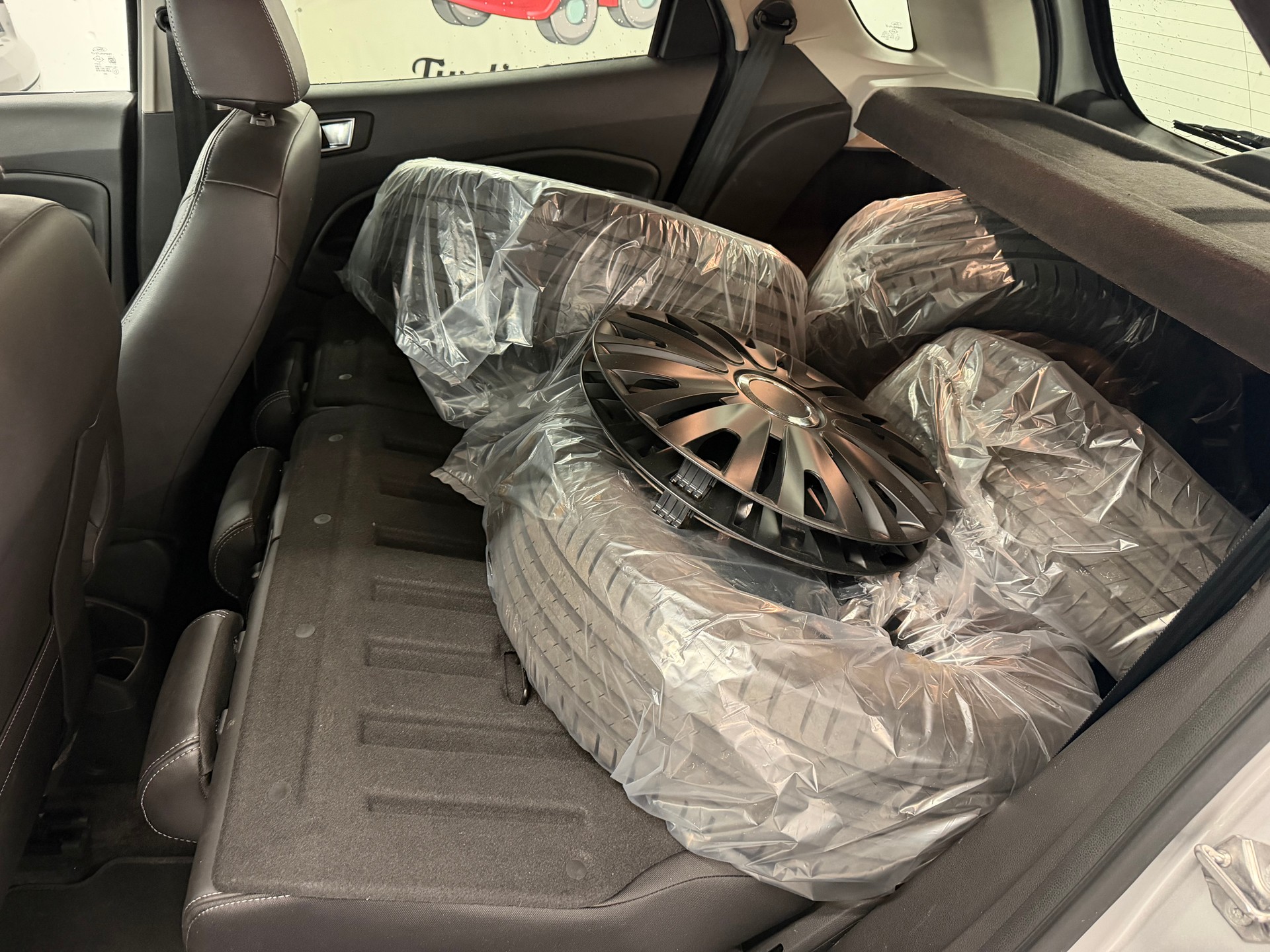 FORD EcoSport 1.0 SCTi Titanium-image-6