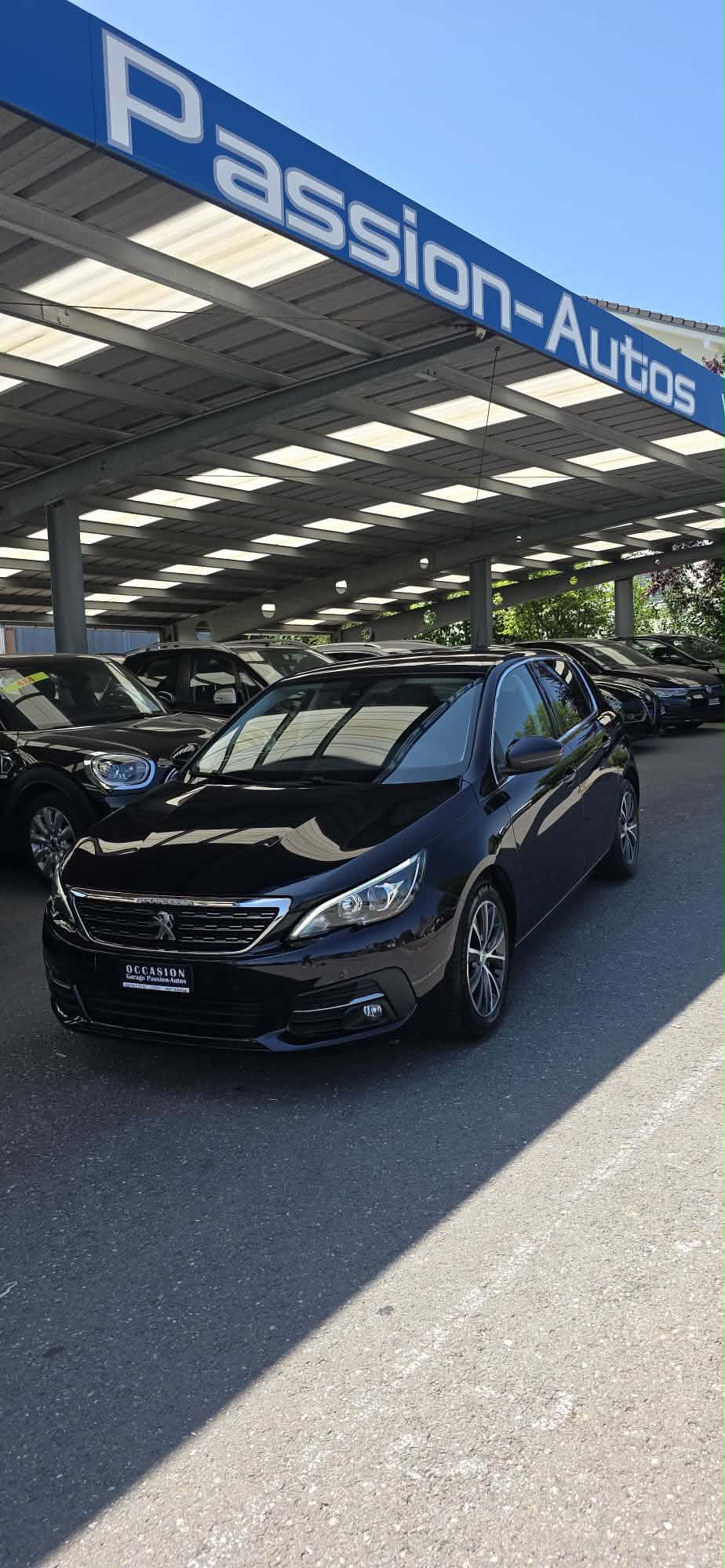 PEUGEOT 308 1.2 i STT