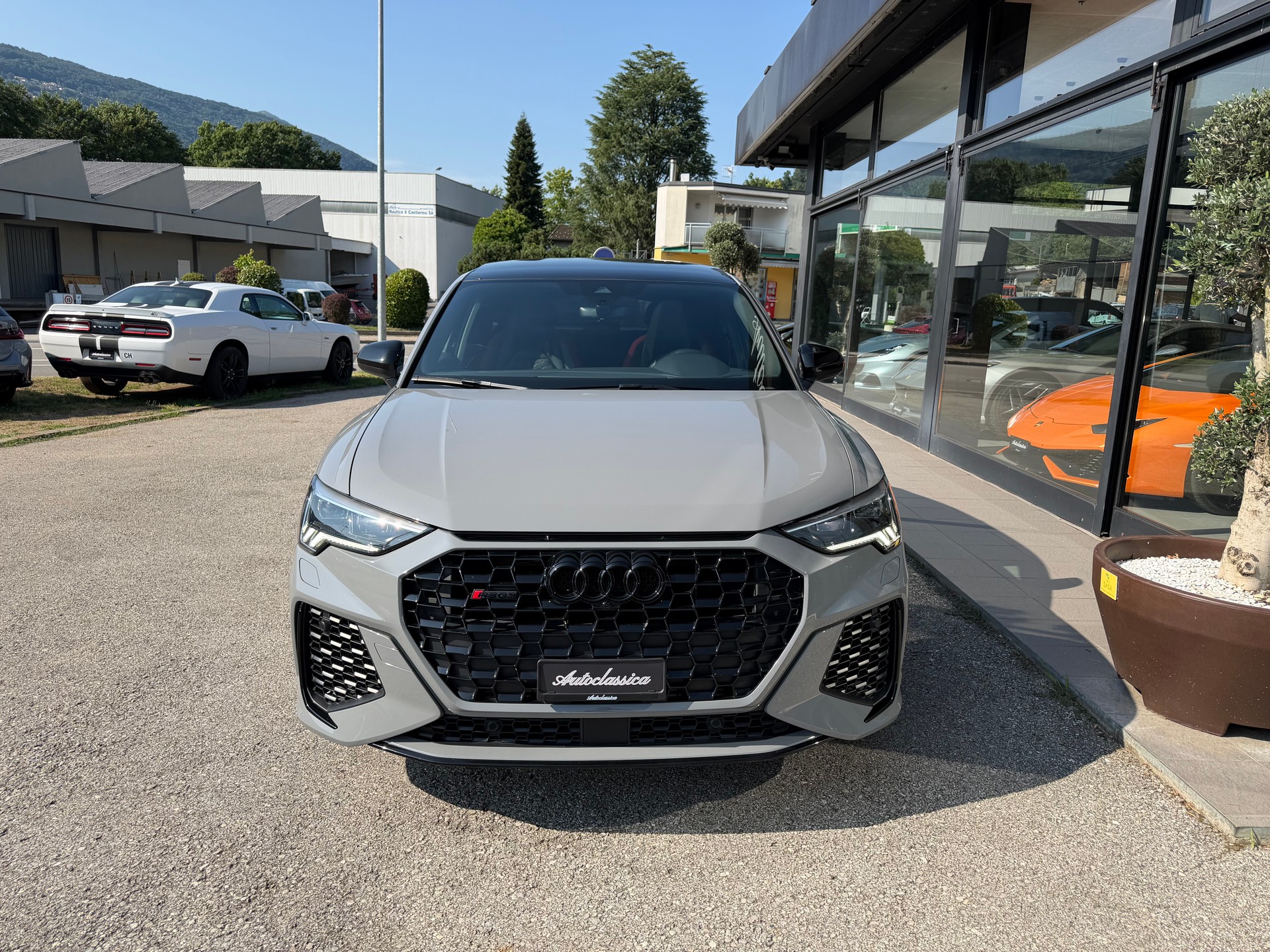 AUDI RS Q3 Sportback quattro S tronic-showroom-element-1