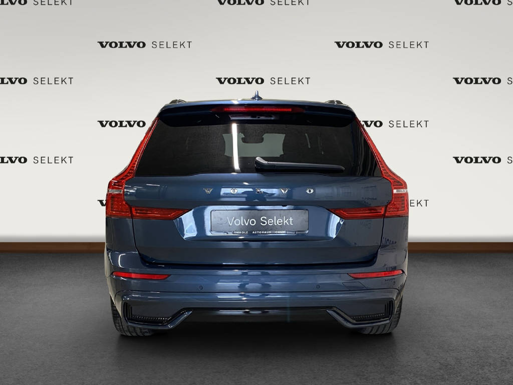 VOLVO XC60 2.0 T6 TE Ultimate Dark eAWD-showroom-element-3