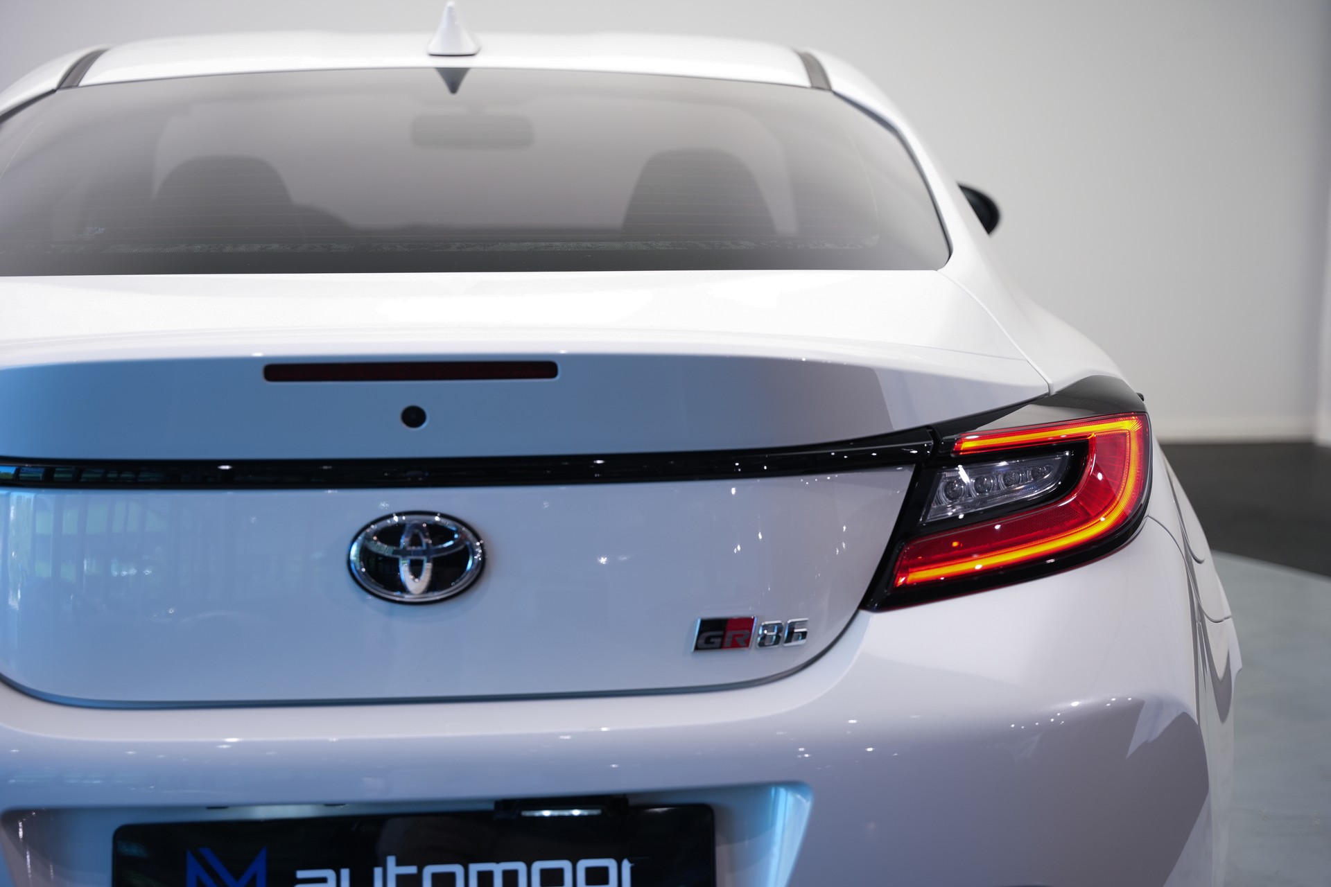 TOYOTA GR 86 2.4 Sport+ *CH-Fahrzeug*-image-29