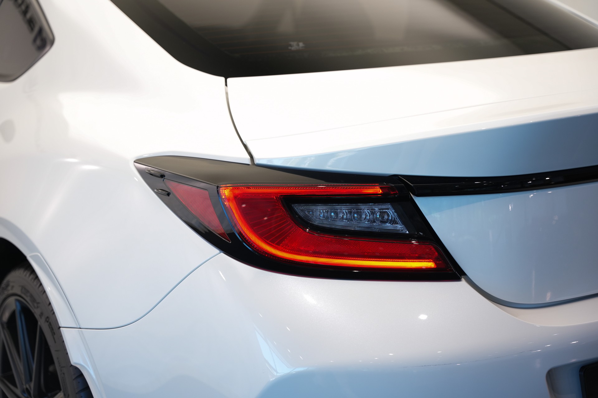 TOYOTA GR 86 2.4 Sport+ *CH-Fahrzeug*-image-30