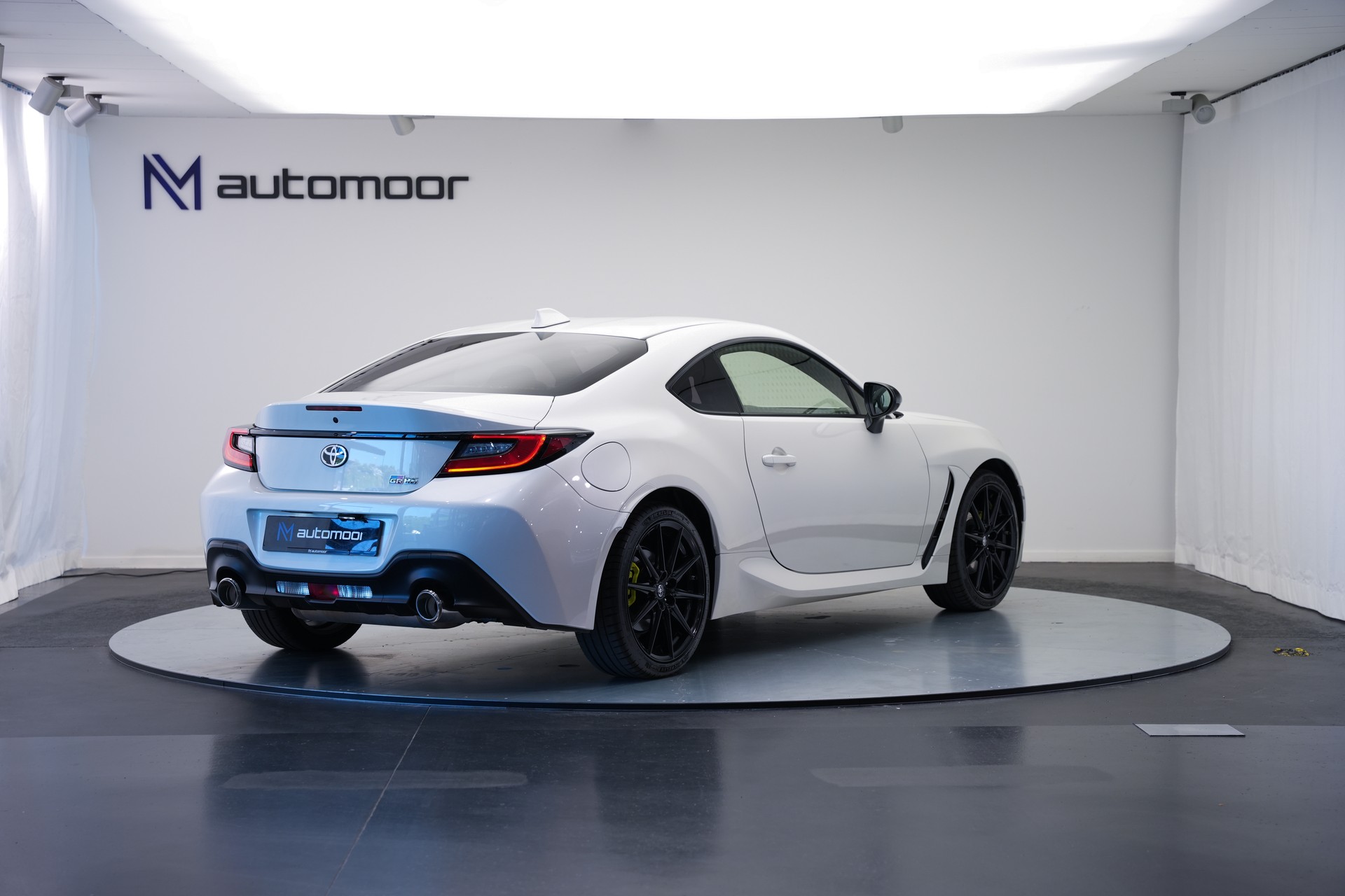 TOYOTA GR 86 2.4 Sport+ *CH-Fahrzeug*-image-4