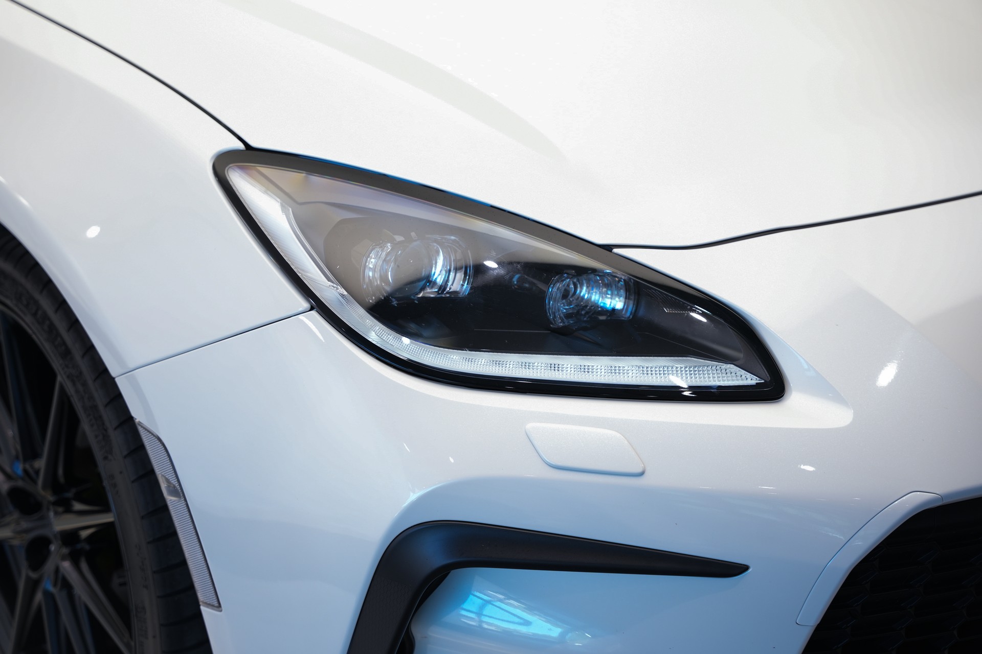TOYOTA GR 86 2.4 Sport+ *CH-Fahrzeug*-image-37