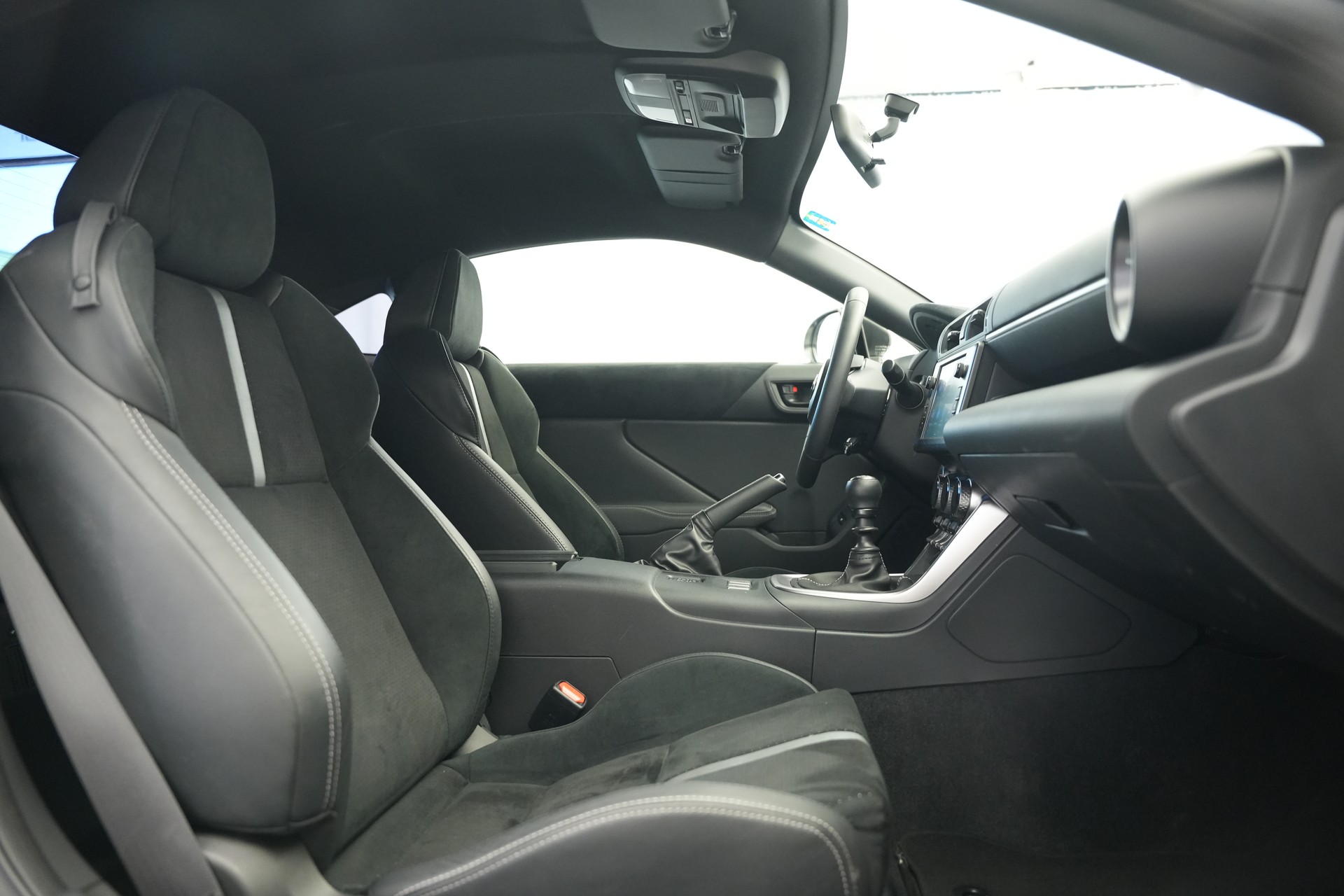 TOYOTA GR 86 2.4 Sport+ *CH-Fahrzeug*-image-12