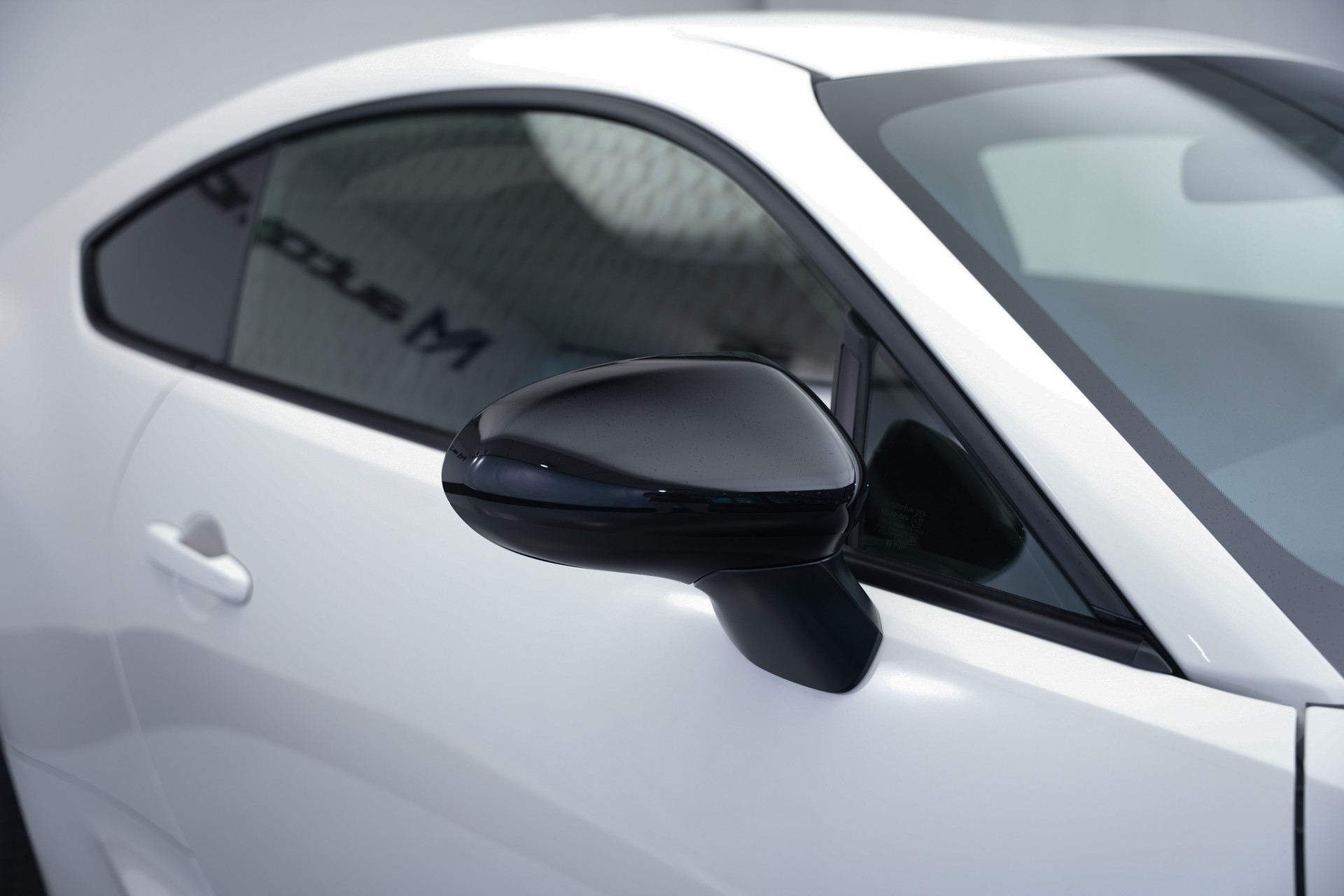 TOYOTA GR 86 2.4 Sport+ *CH-Fahrzeug*-image-38