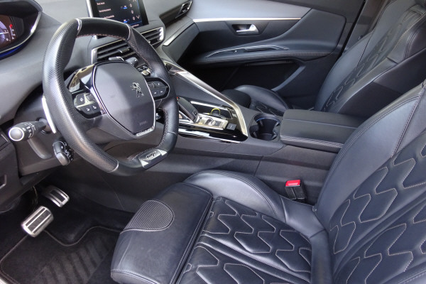 PEUGEOT 3008 2.0 BlueHDi GT-showroom-element-1