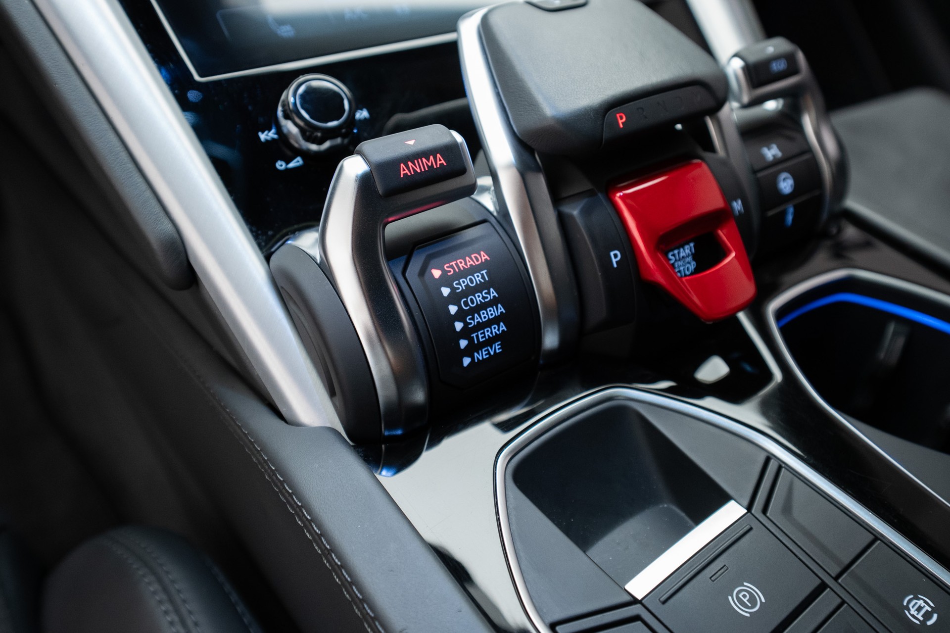 LAMBORGHINI Urus E-Gear Akrapovic-image-11