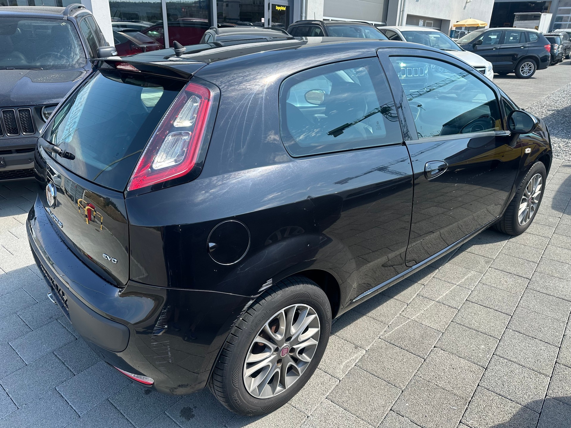 FIAT Punto Evo 1.4 16V Sporting-image-3