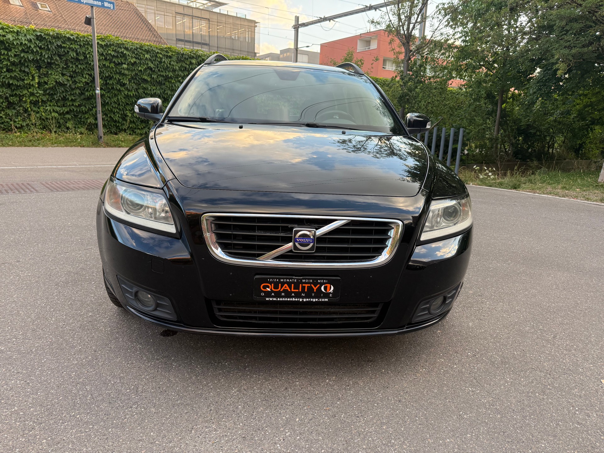 VOLVO V50 2.0D Kinetic-showroom-element-3
